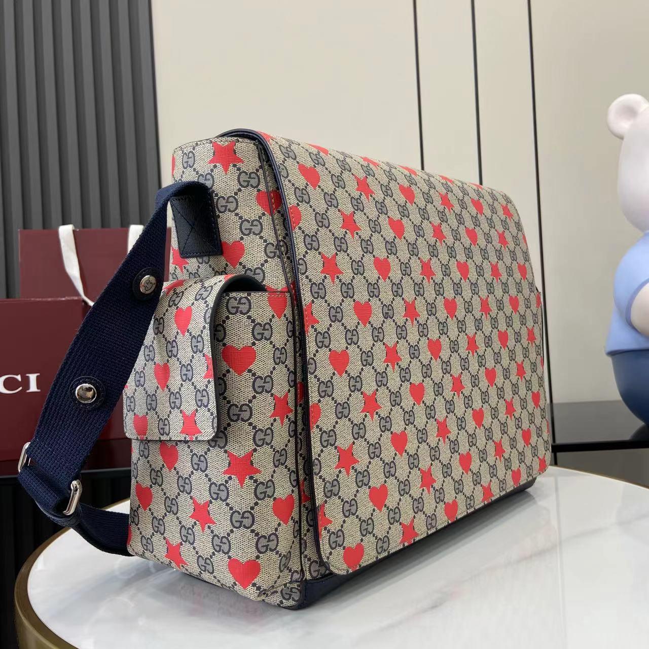 Gucci Large Changing Bag - DesignerGu