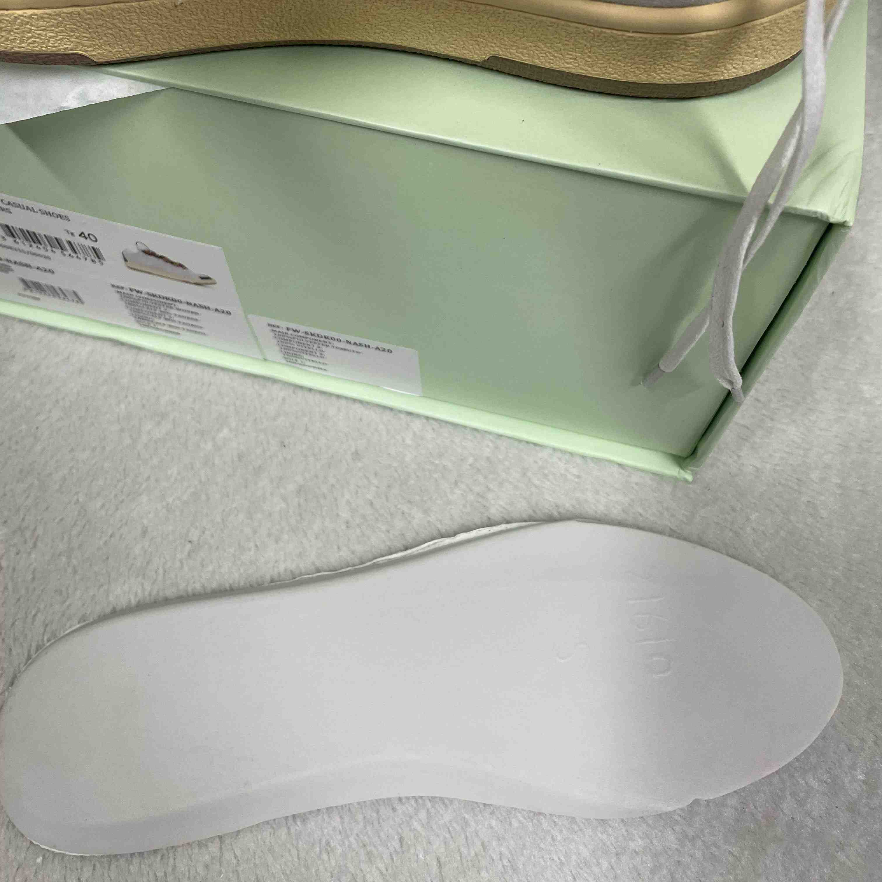 Lanvin Curb lace-up Sneakers - DesignerGu