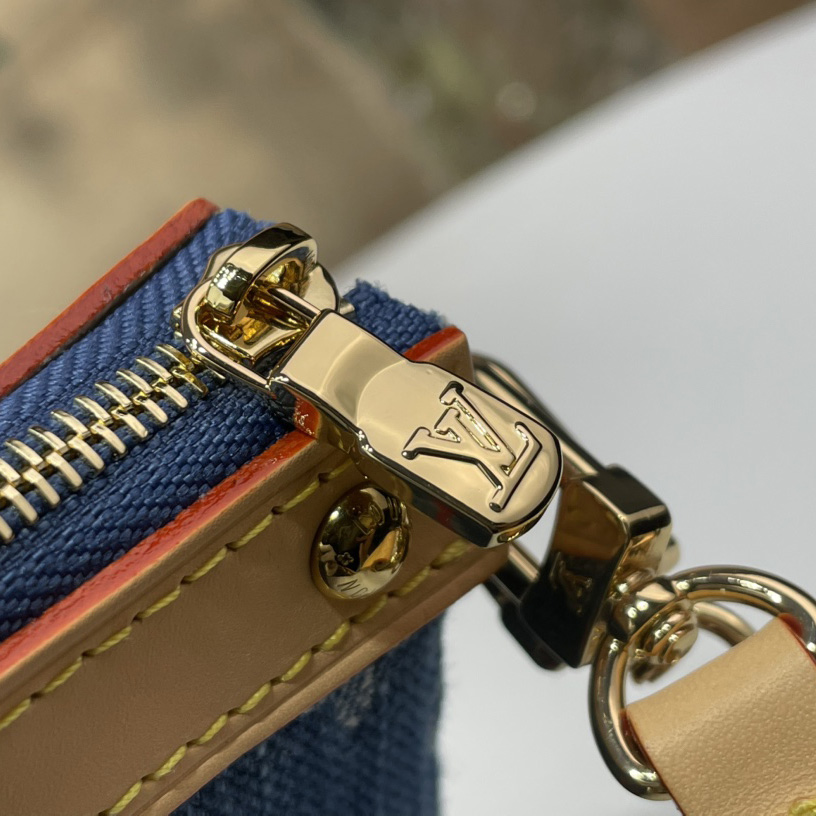 Louis Vuitton LV x TM Pochette Accessoires   M13994 - DesignerGu