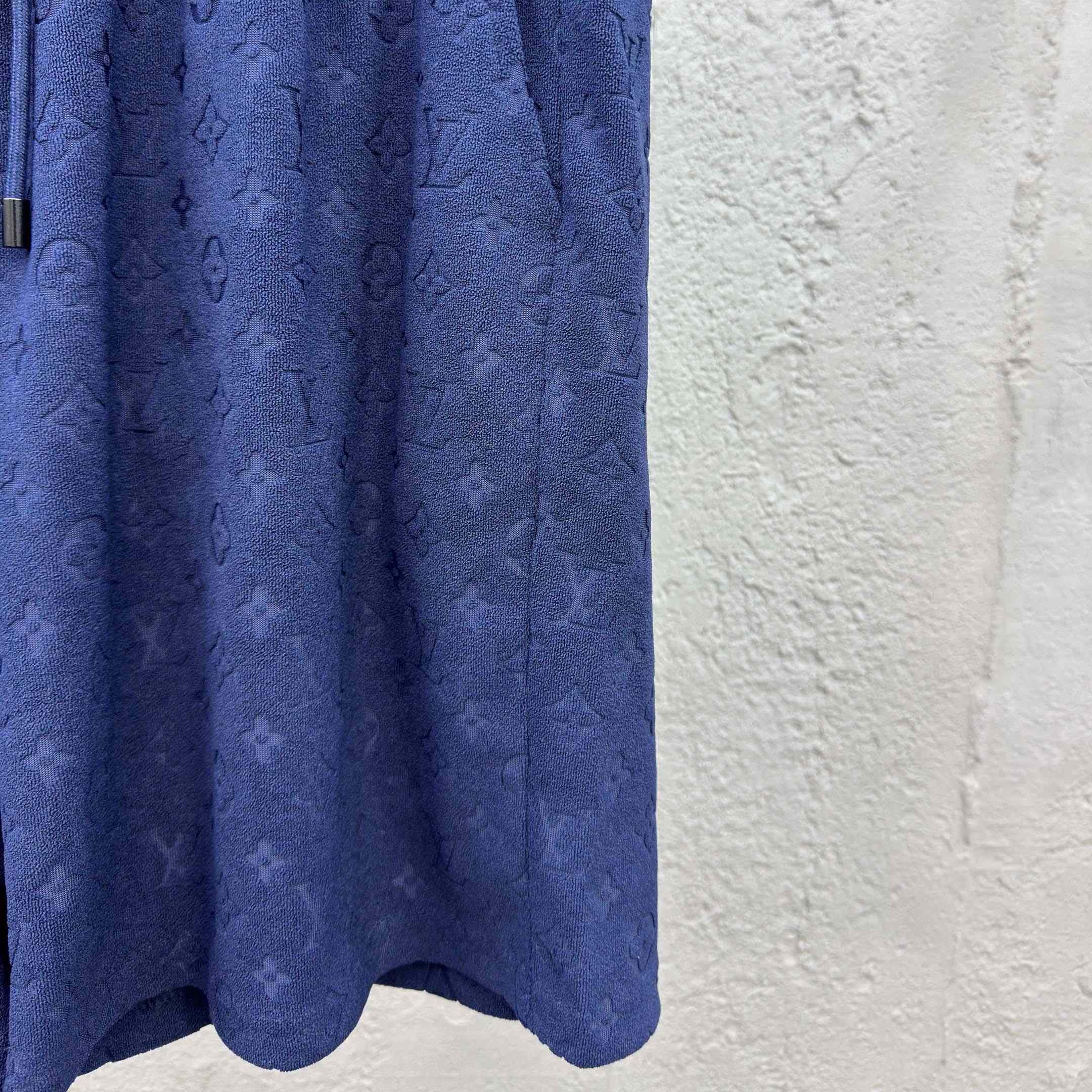 Louis Vuitton Monogram French Terry Shorts   1AHUX6 - DesignerGu