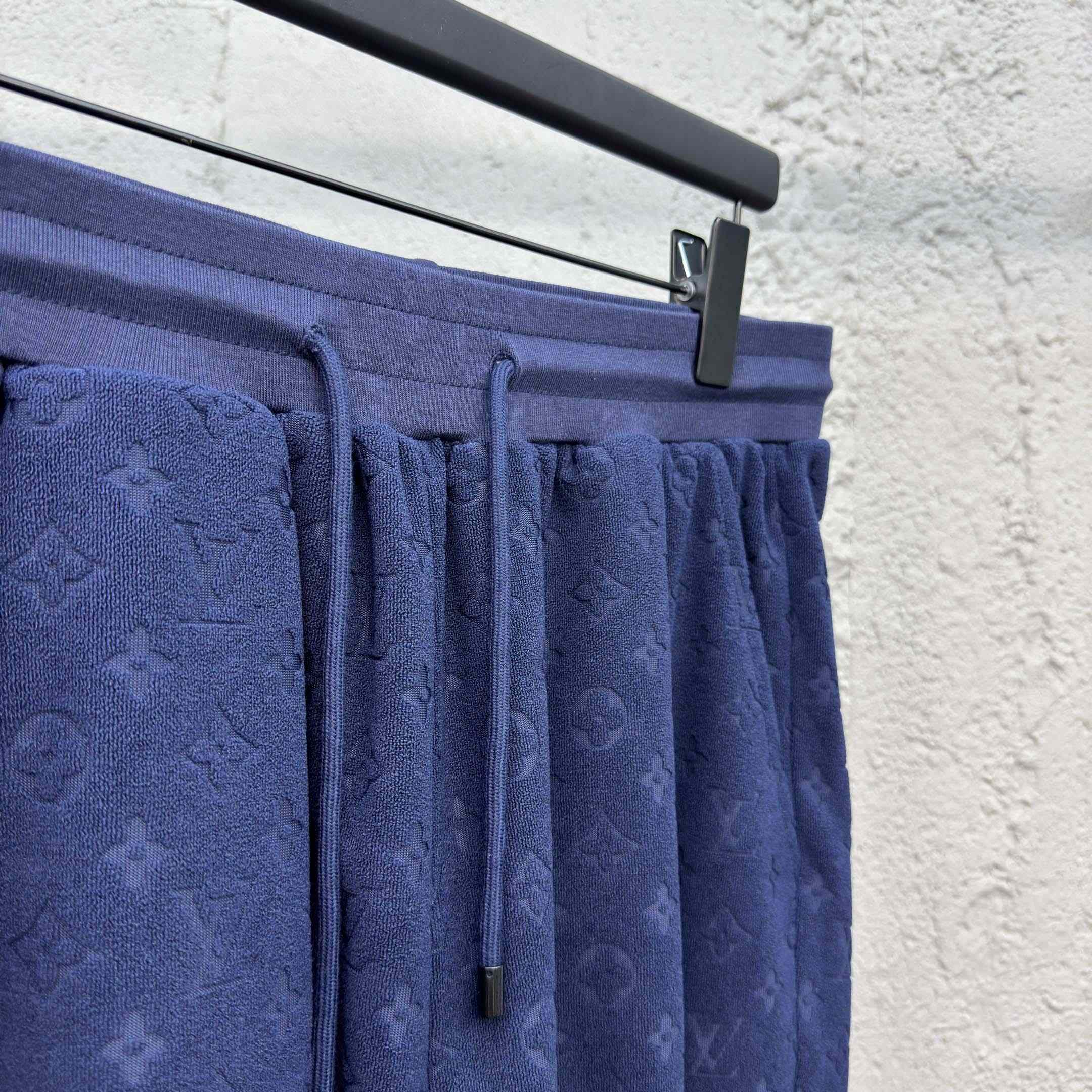 Louis Vuitton Monogram French Terry Shorts   1AHUX6 - DesignerGu