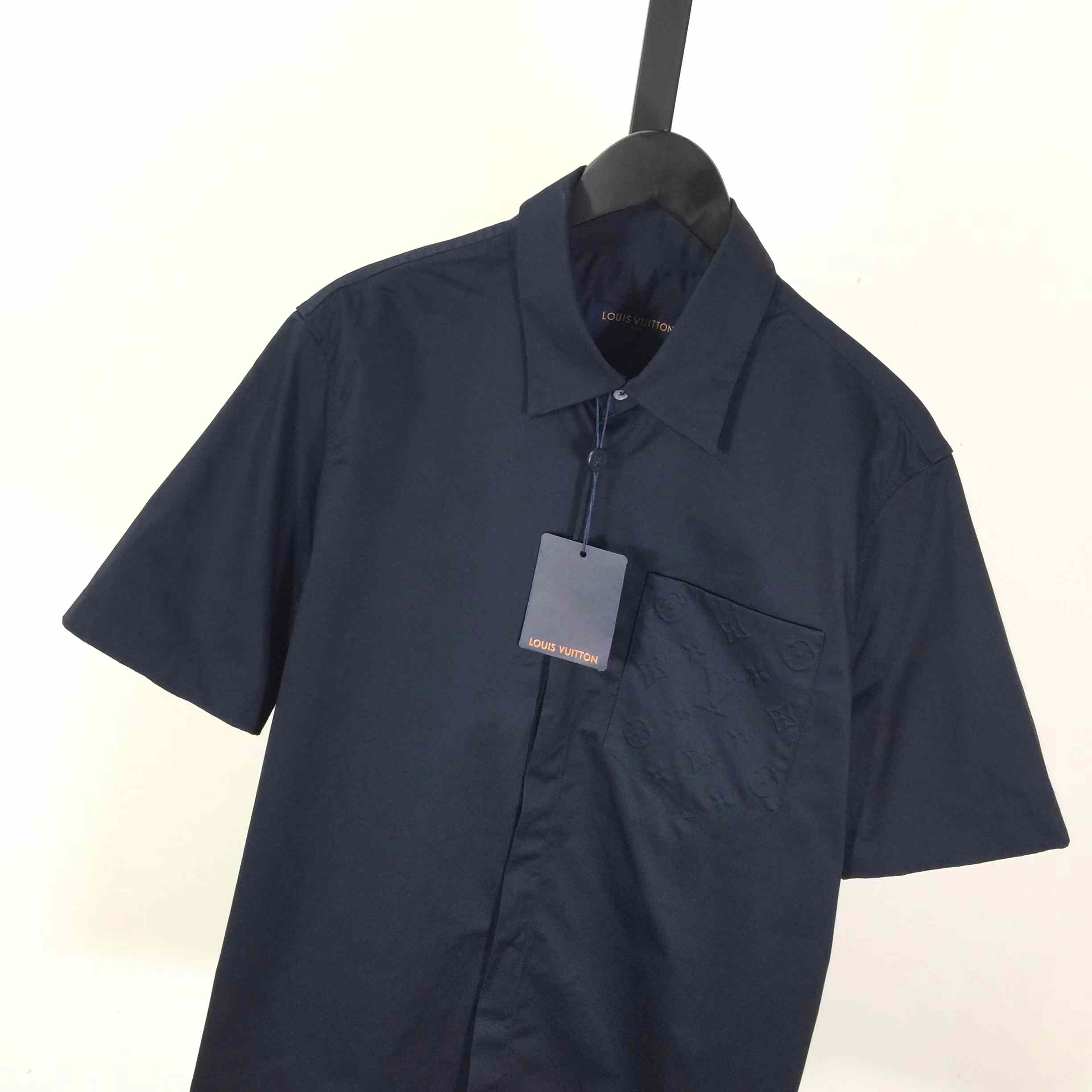 Louis Vuitton Monogram Pocket Short-Sleeved Shirt   1AHVYK - DesignerGu