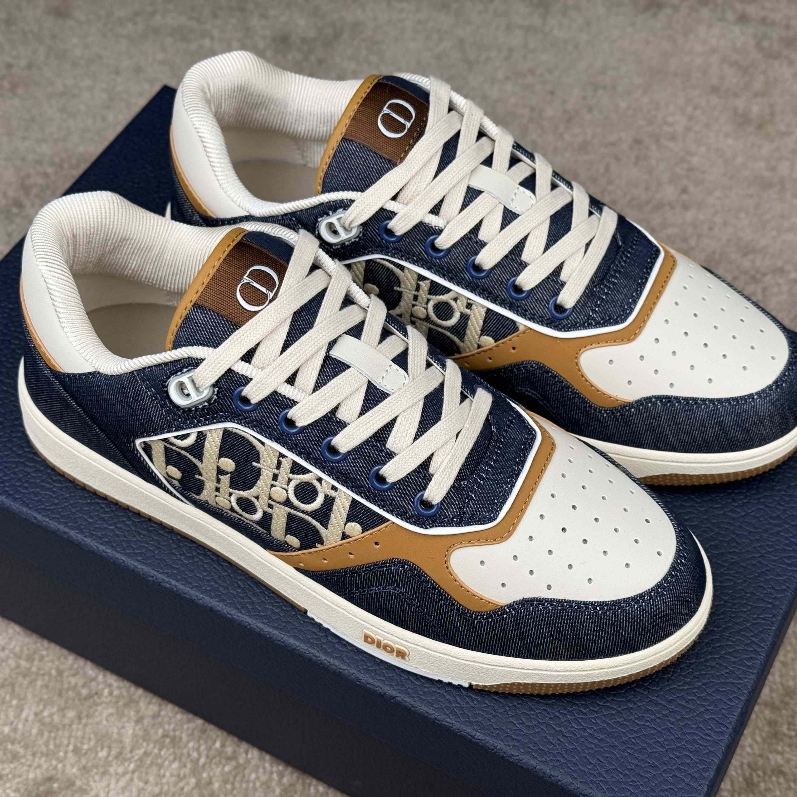 Dior B27 Uptown Low-Top Sneaker   - DesignerGu