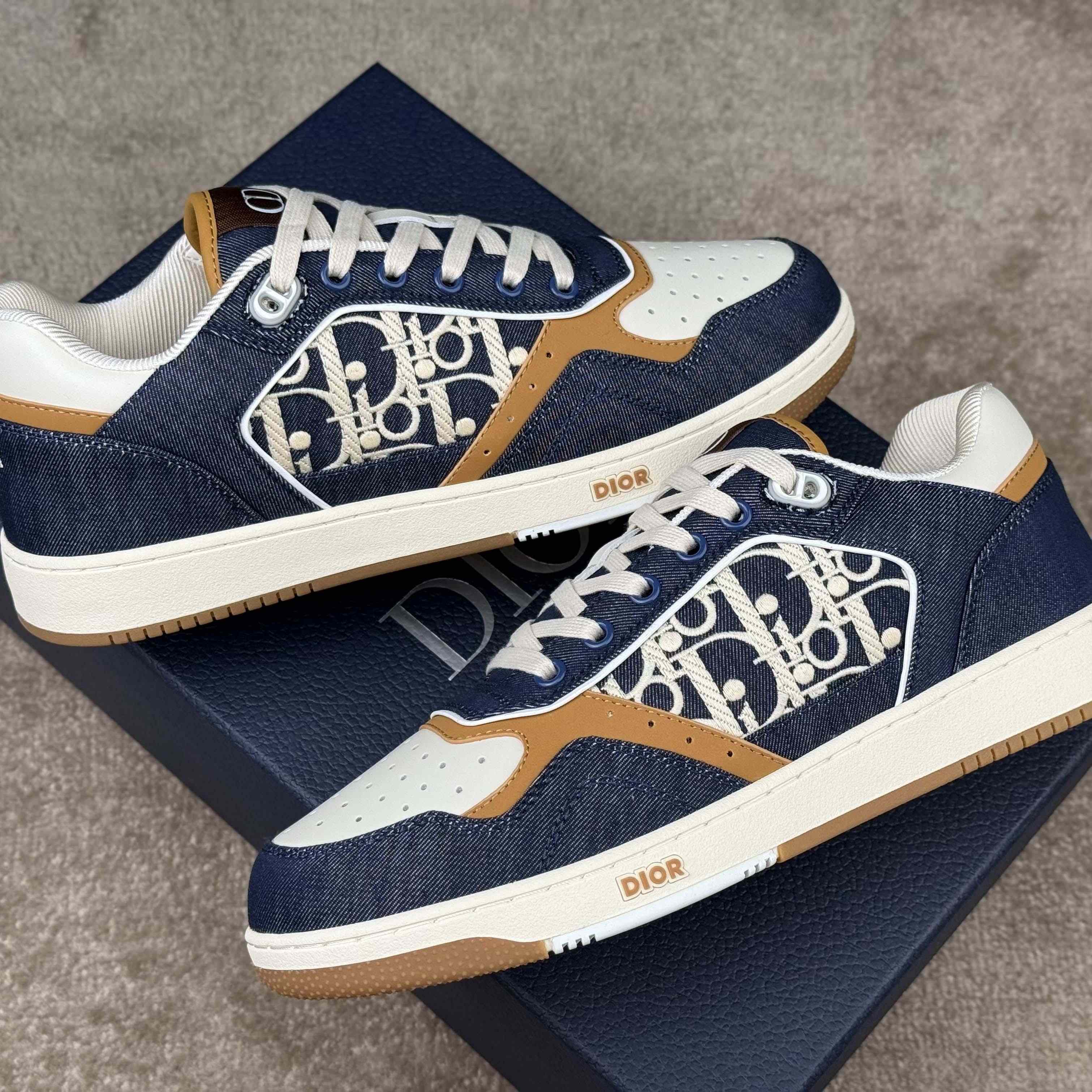 Dior B27 Uptown Low-Top Sneaker   - DesignerGu