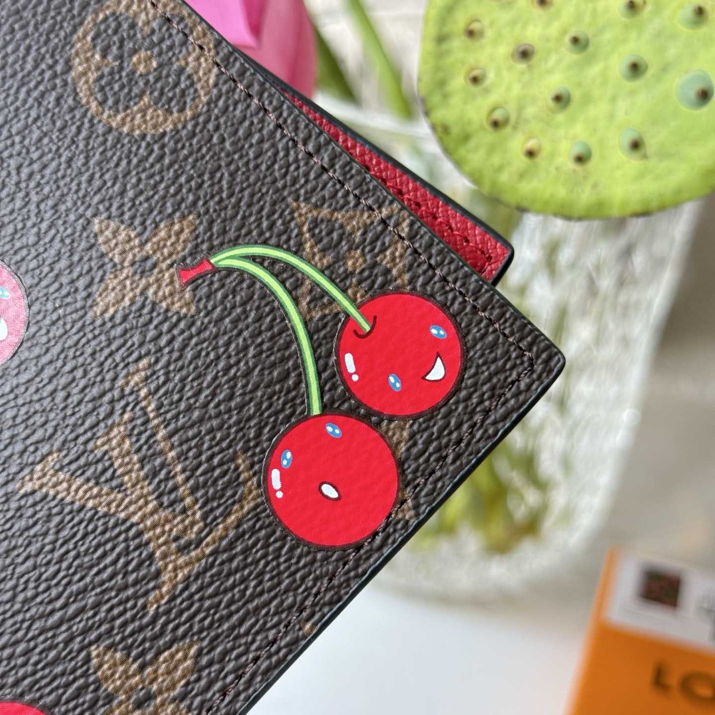 Louis Vuitton LV x TM Passport Cover   M13424 - DesignerGu