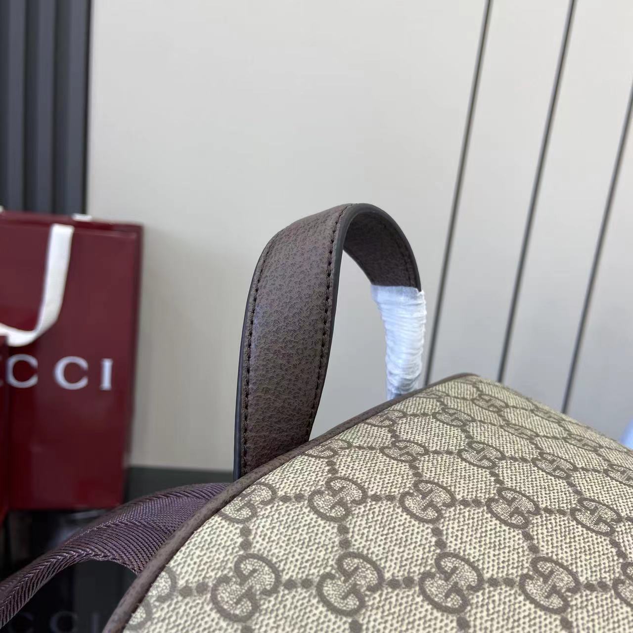 Gucci Ophidia Medium Backpack - DesignerGu