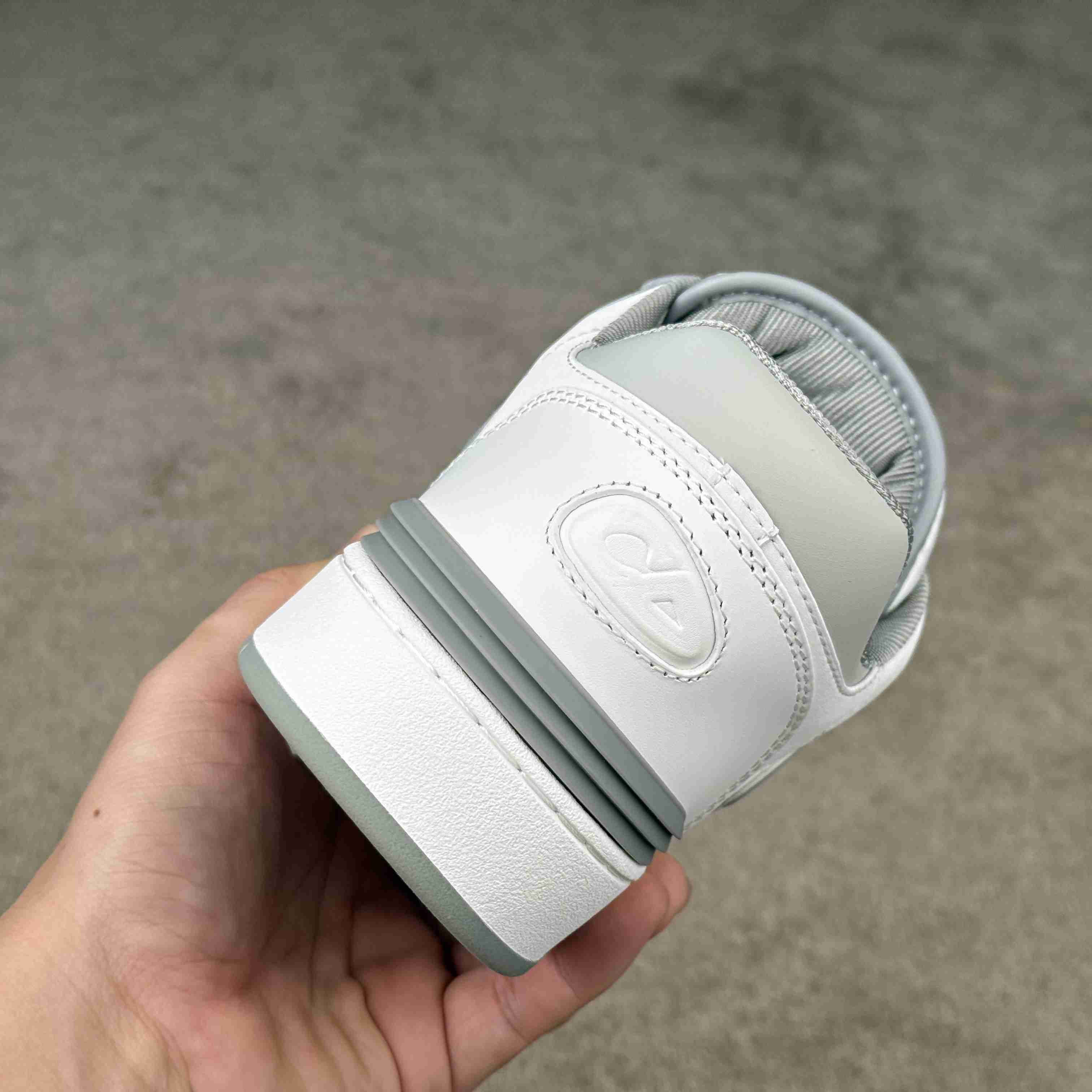 Dior B57 Dribble Low-Top Sneaker  - DesignerGu