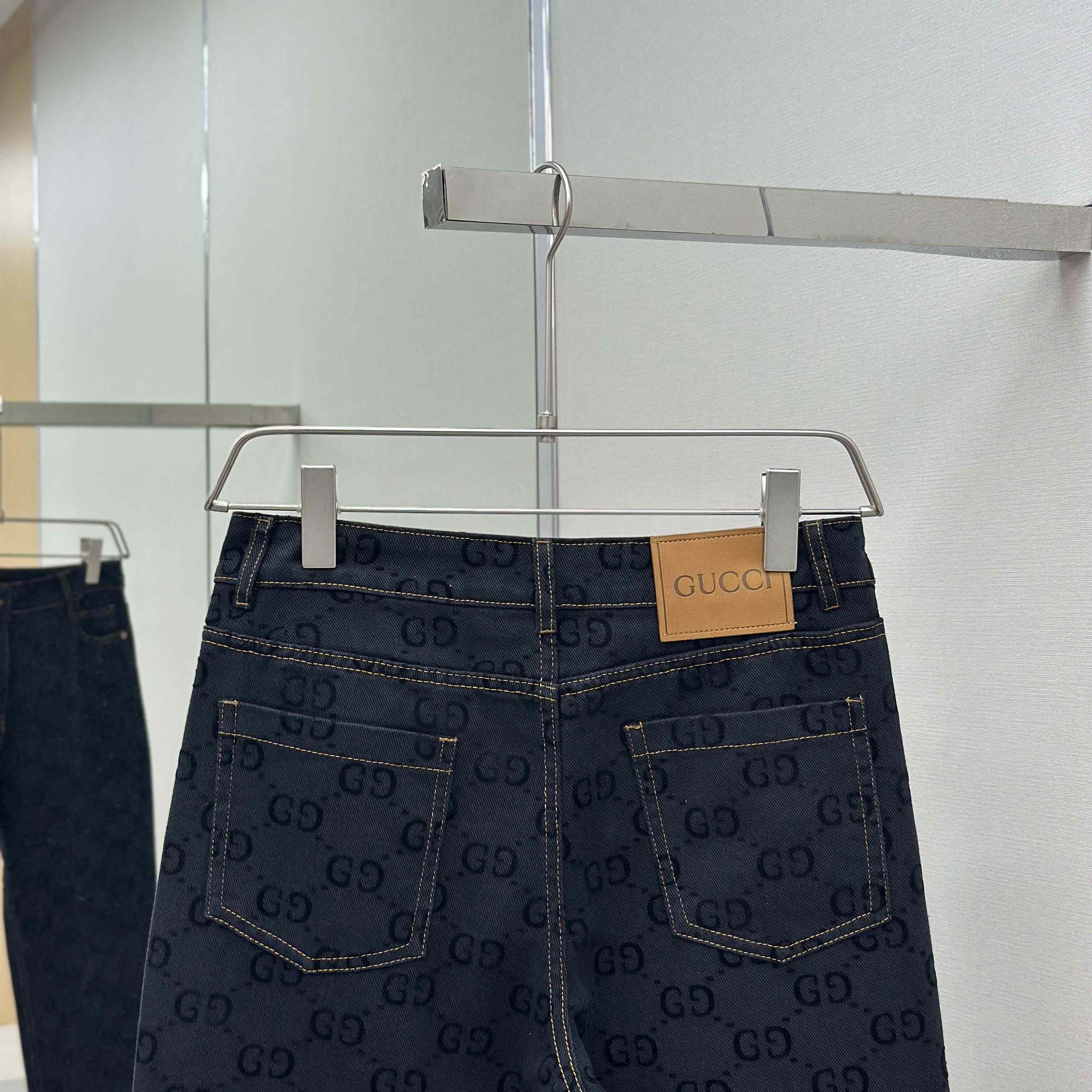 Gucci GG Jeans - DesignerGu