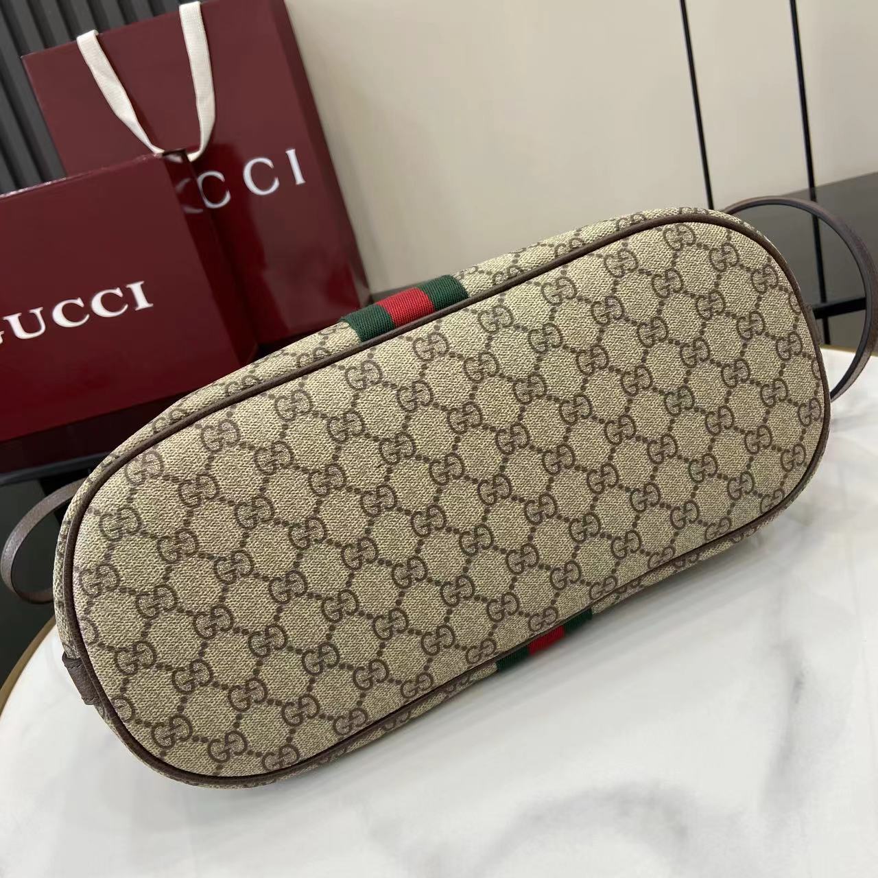 Gucci Ophidia Large Soulder Bag - DesignerGu
