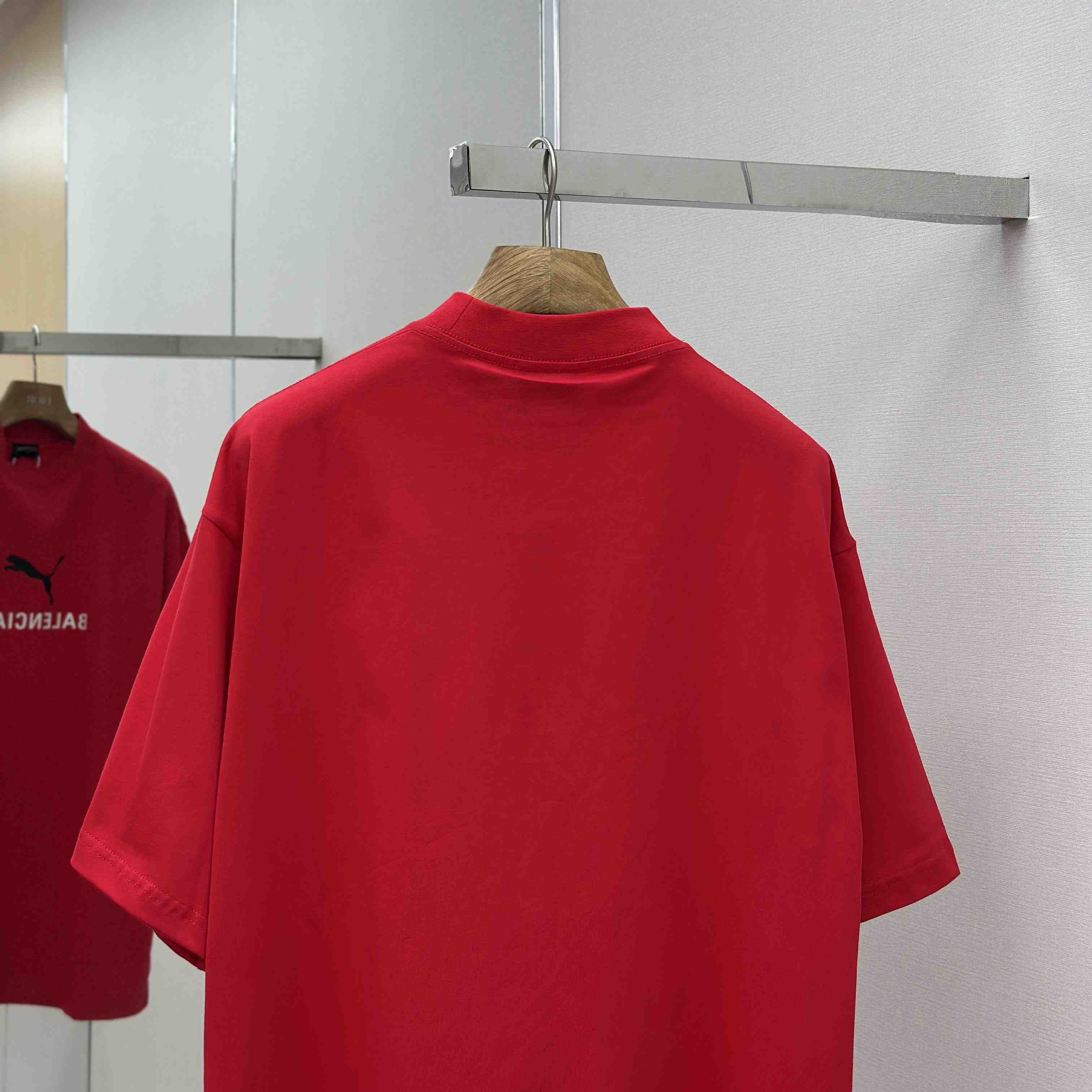 Balenciaga I PUMA Oversized T-Shirt in Red Dry Jersey - DesignerGu
