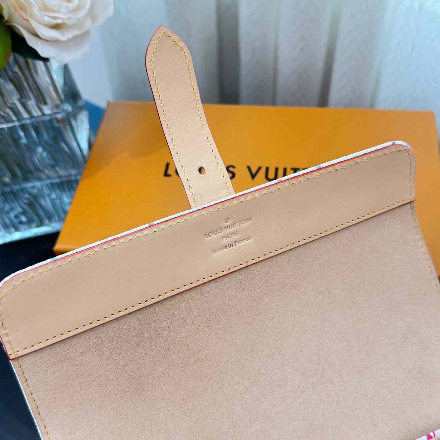 Louis Vuitton 3 Watch Case    - DesignerGu