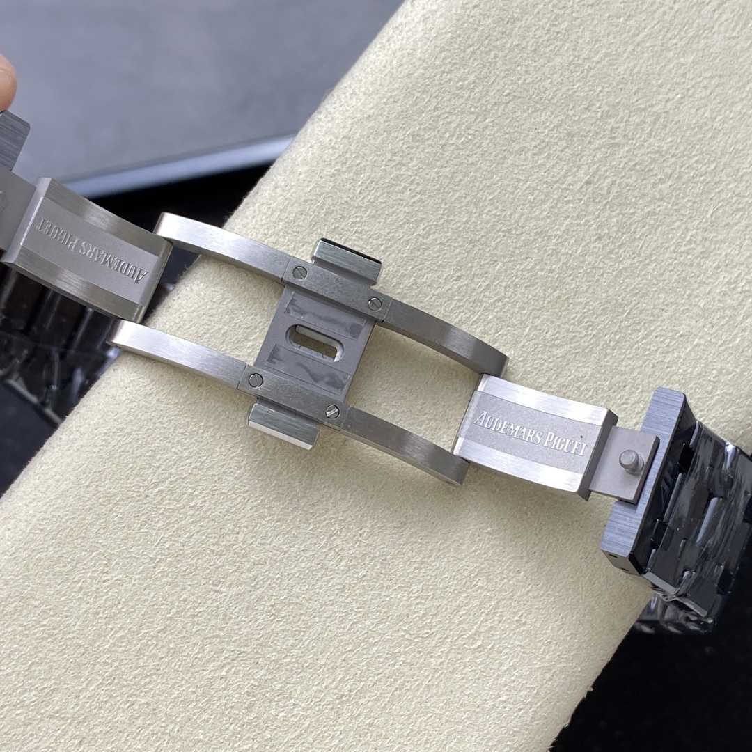 Audemars Piguet Royal Oak Double Balance Wheel Openworked 41mm - DesignerGu