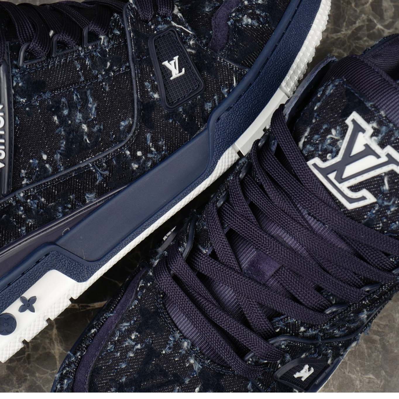 Louis Vuitton LV Trainer Sneaker   1AHWTF - DesignerGu