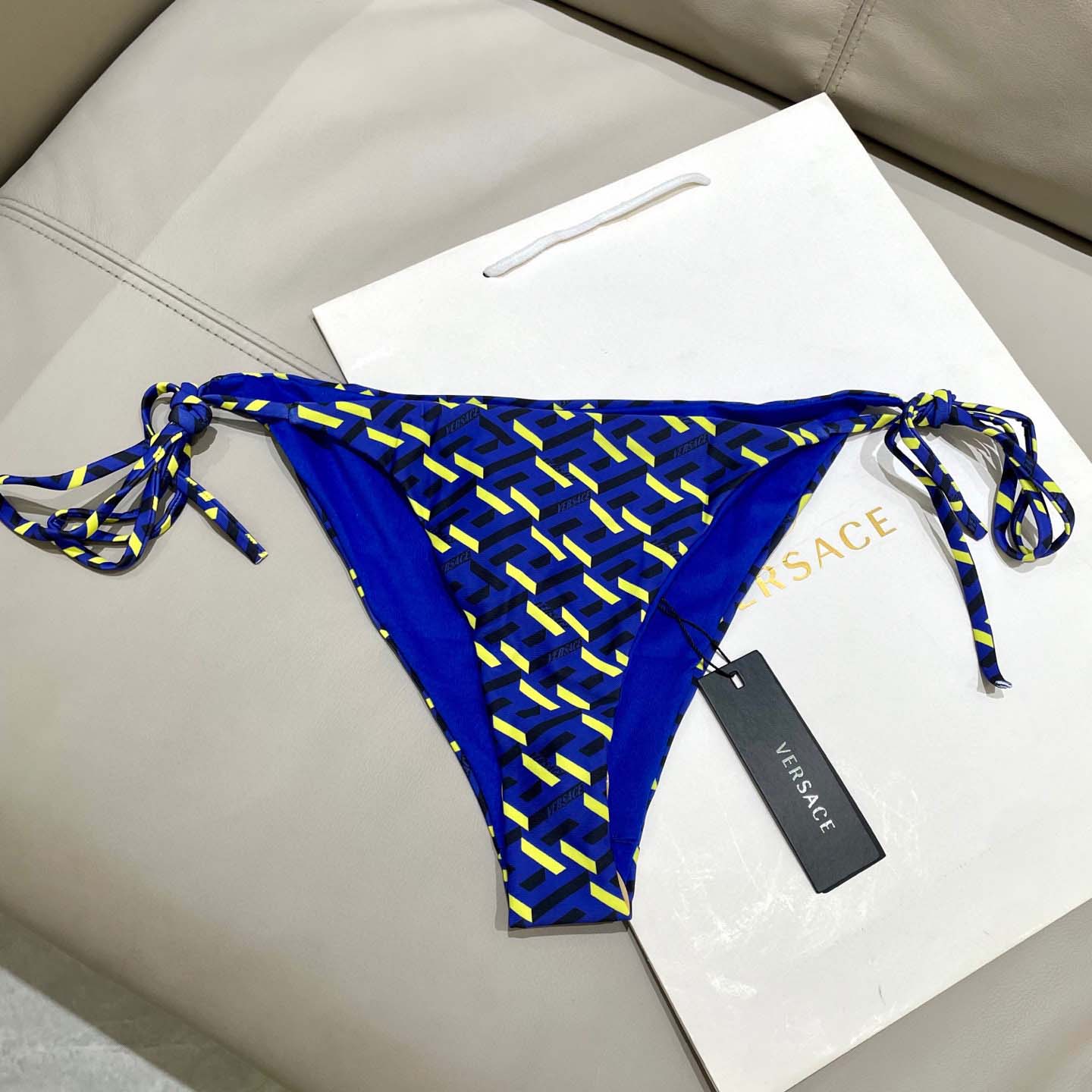 Dolce & Gabbana Two-piece Swimsuit - DesignerGu