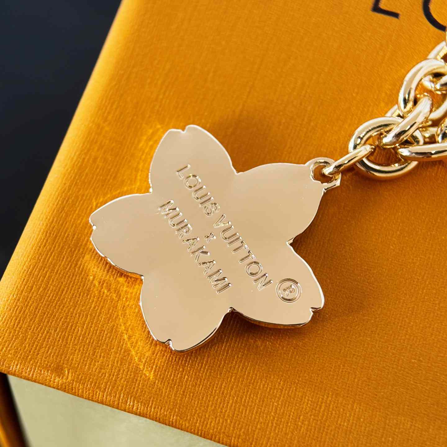 Louis Vuitton LV x TM Cherry Blossom Bag Chain   M02540 - DesignerGu