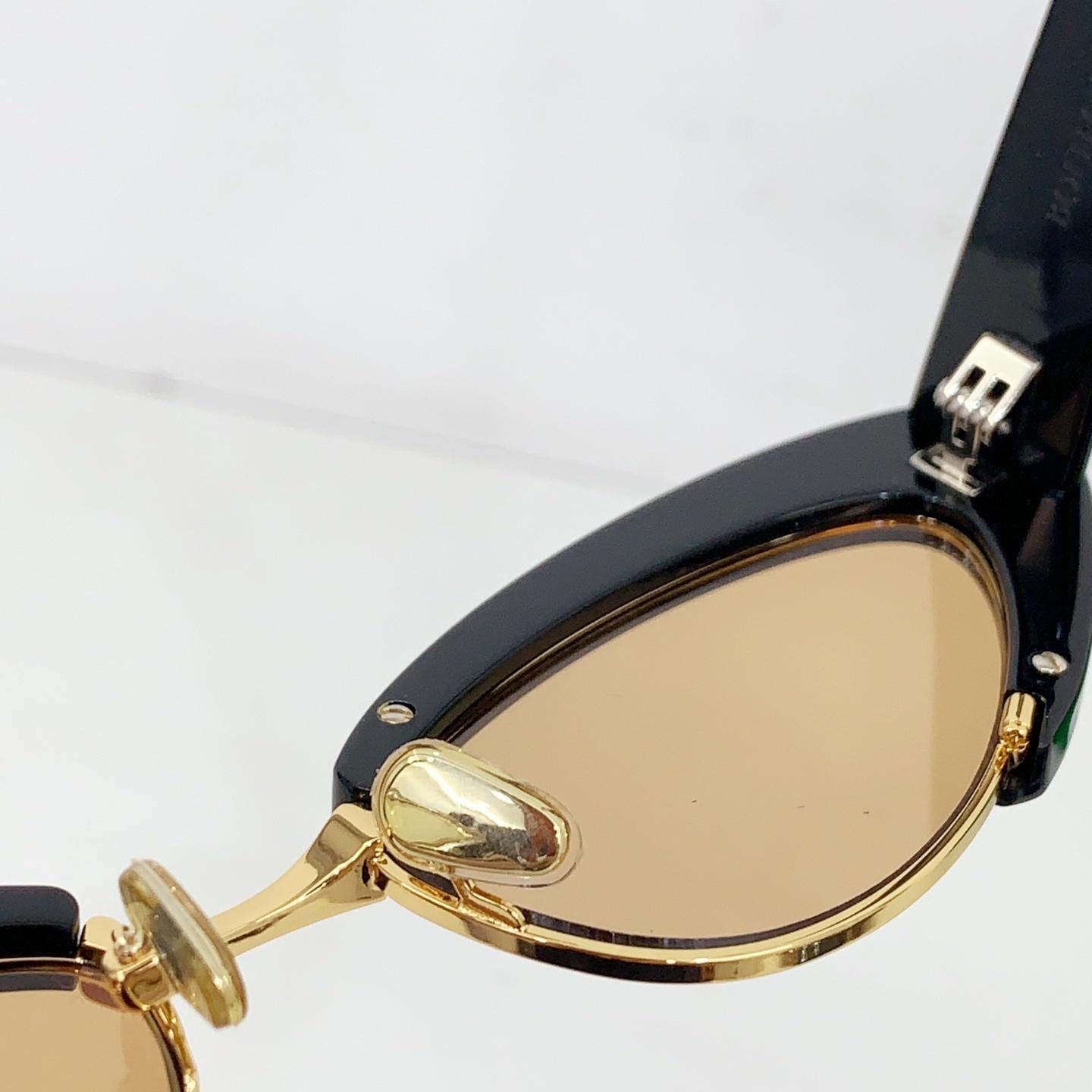 Bottega Veneta Angle Cat Eye Sunglasses    - DesignerGu