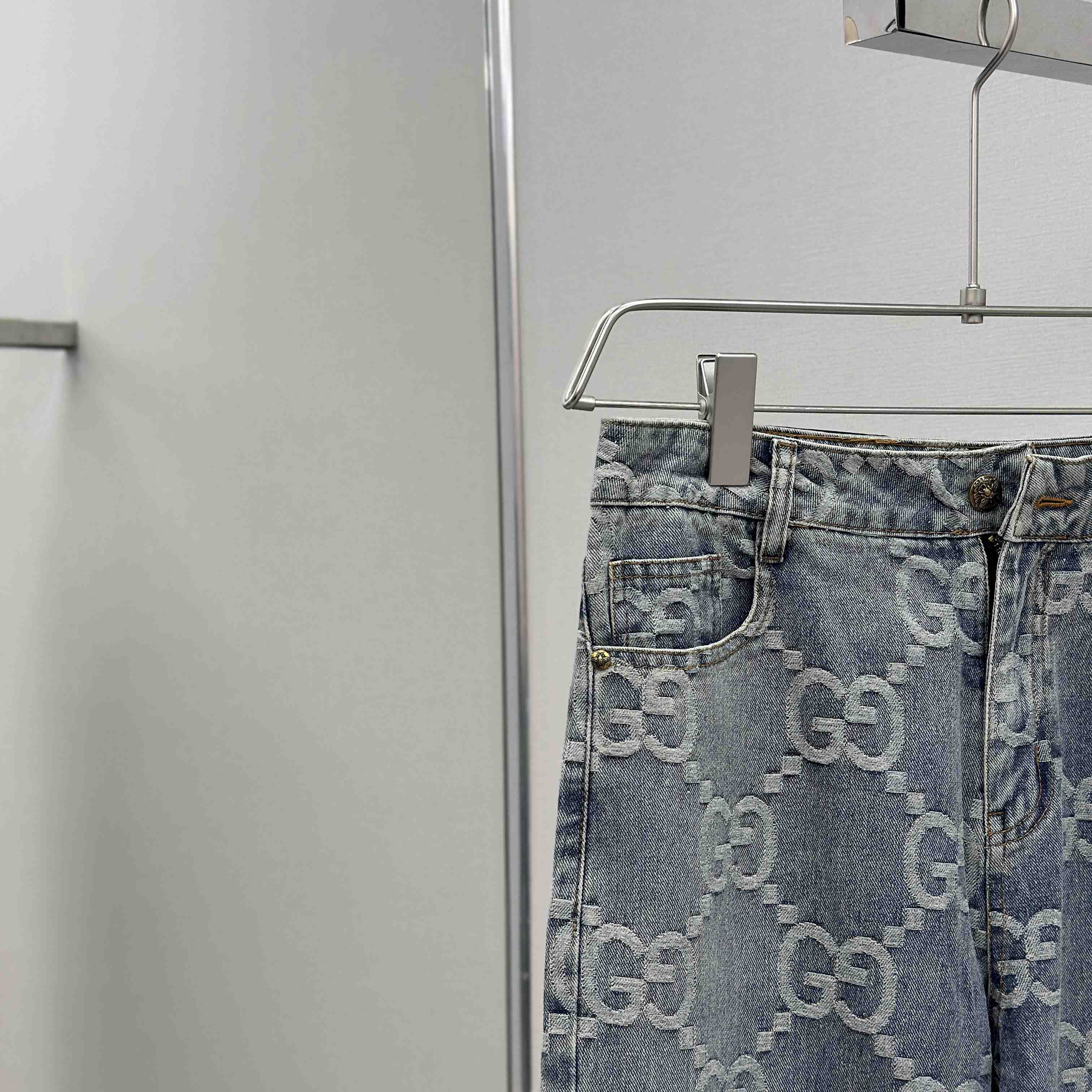 Gucci GG Jeans - DesignerGu