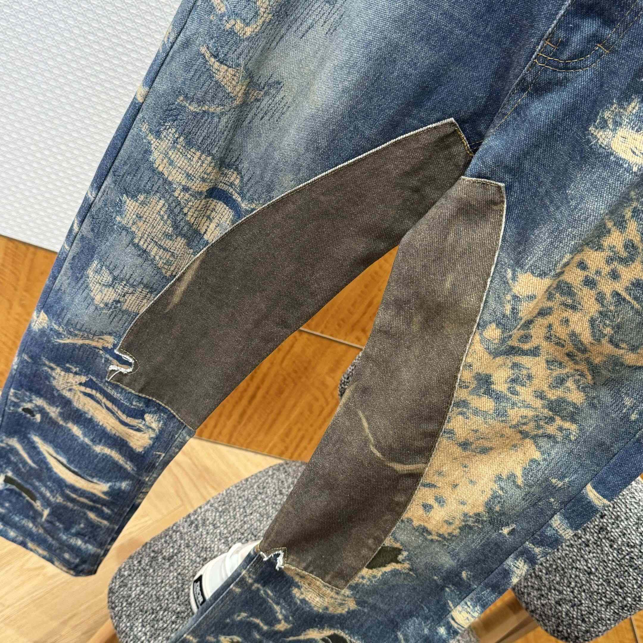 Givenchy Destroyed Distressed Jeans - DesignerGu