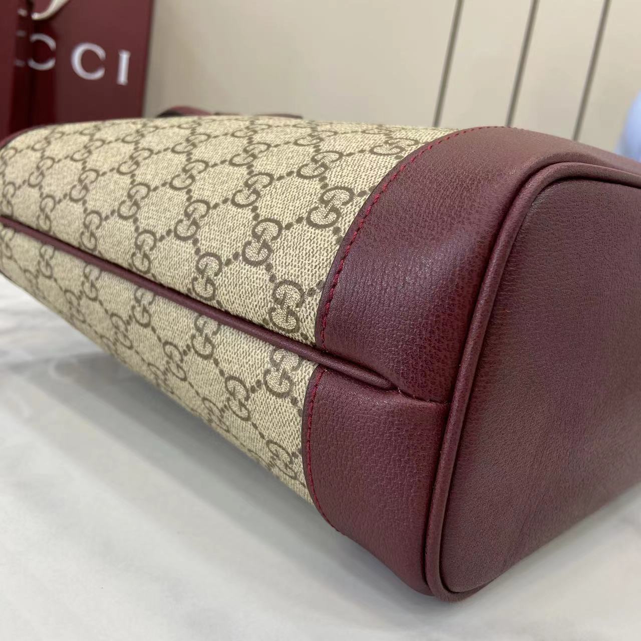 Gucci Ophidia Medium Tote Bag - DesignerGu