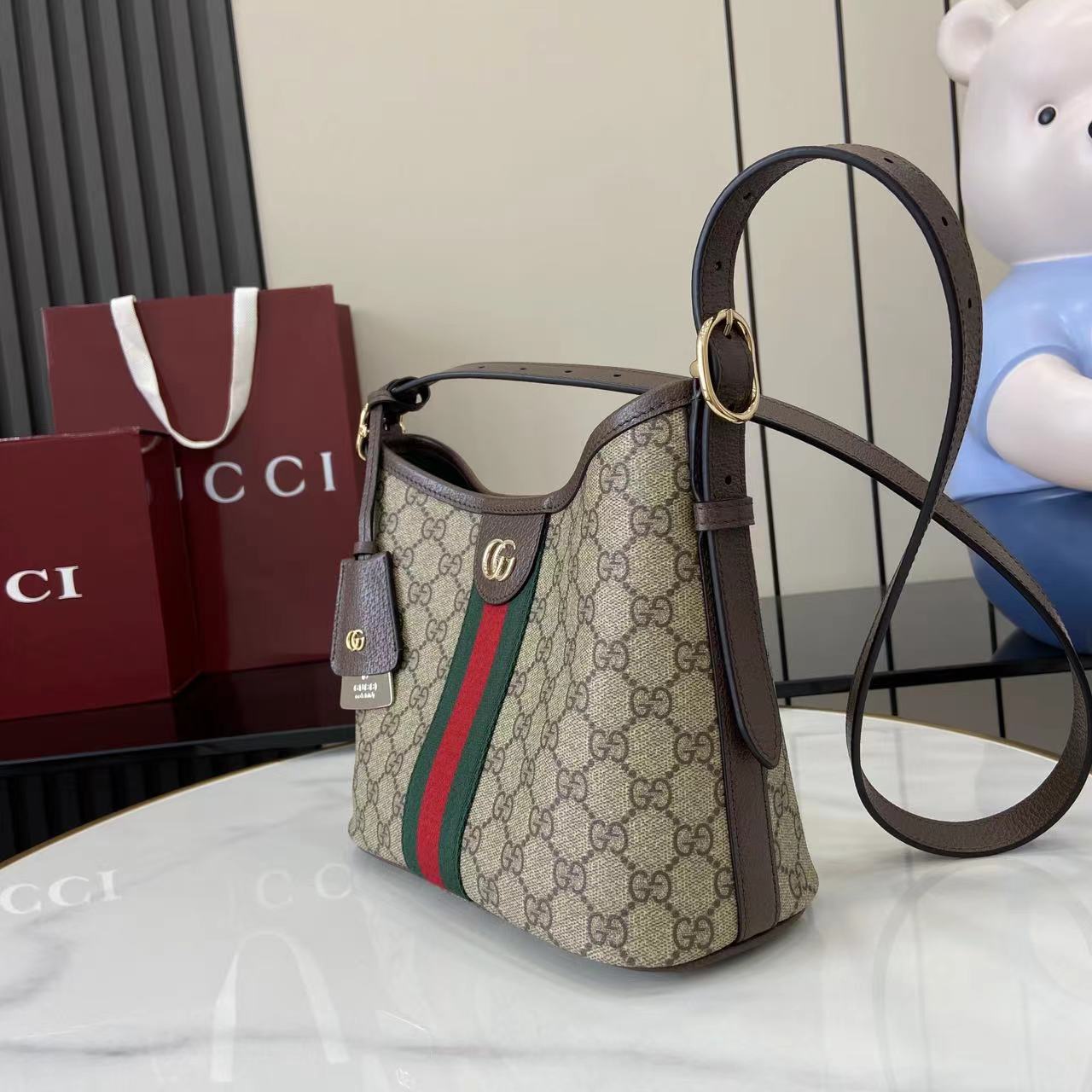 Gucci Ophidia Small Shoulder Bag - DesignerGu