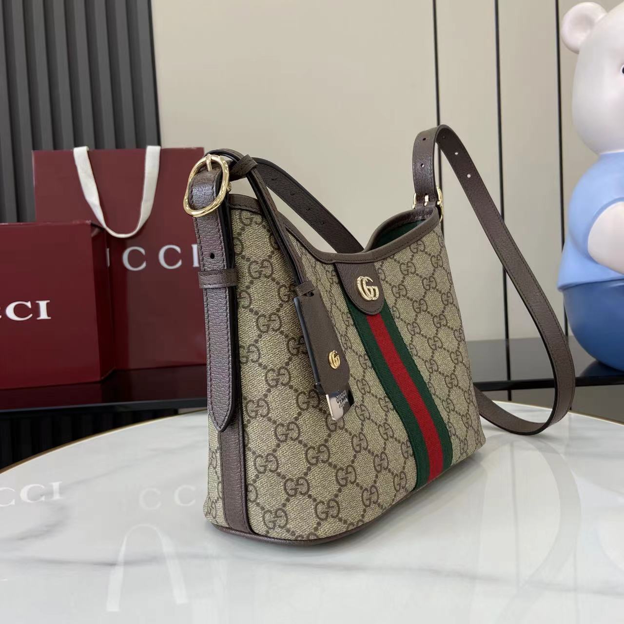 Gucci Ophidia Small Shoulder Bag - DesignerGu