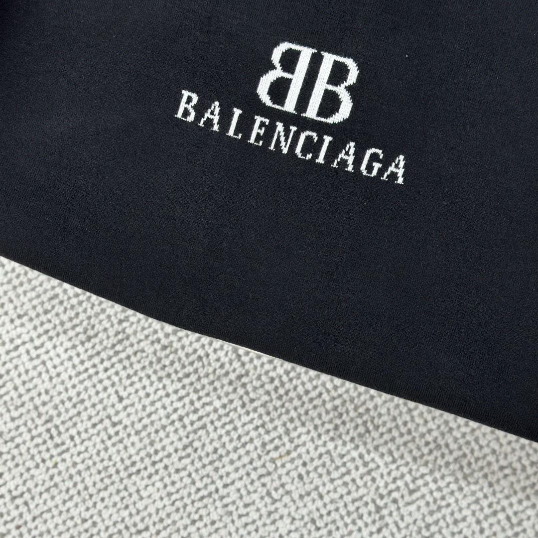 Balenciaga Crewneck Sweater In Black And White Wool Knit - DesignerGu