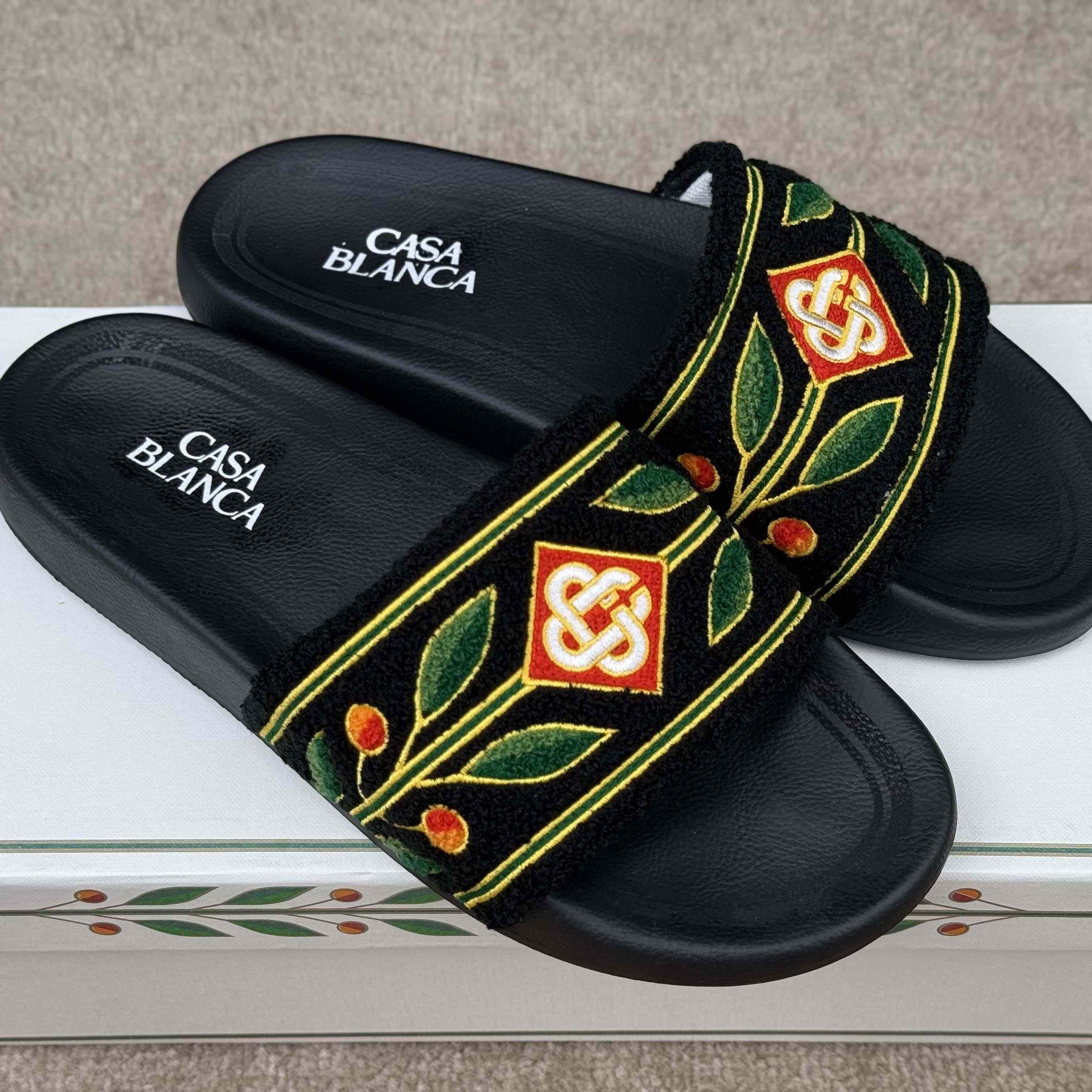 Casablanca Laurel Terry Slider  - DesignerGu