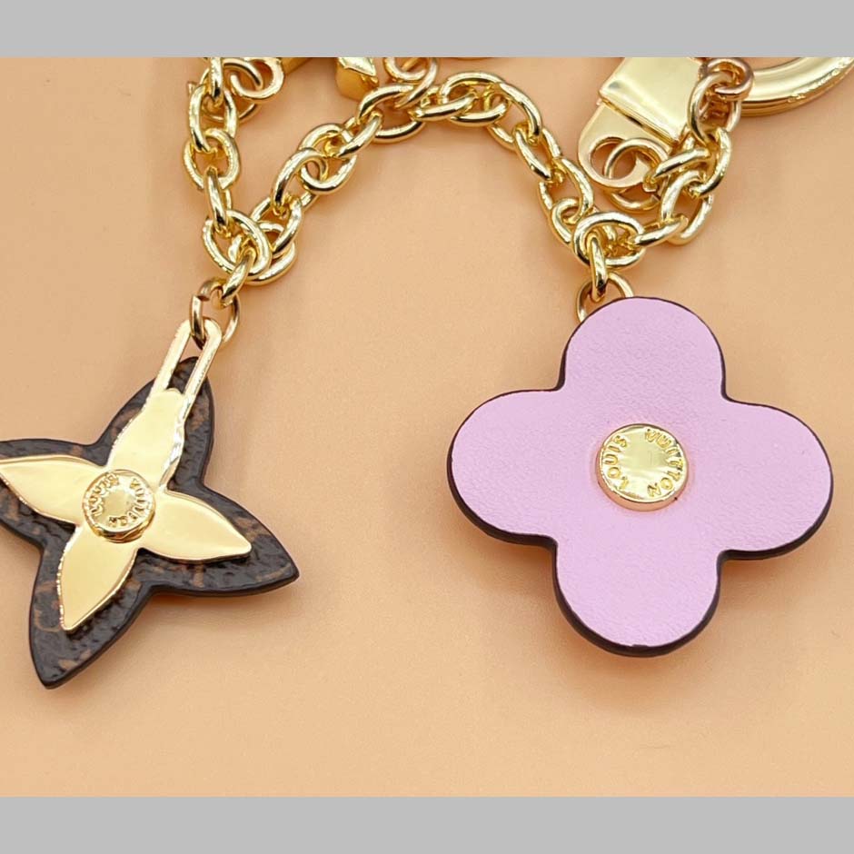 Louis Vuitton Blooming Flowers Chain Bag Charm   M01414 - DesignerGu