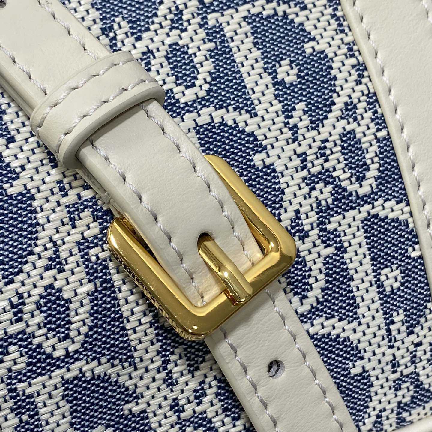 Dior D-Vibe East-West Nano Bag  - DesignerGu