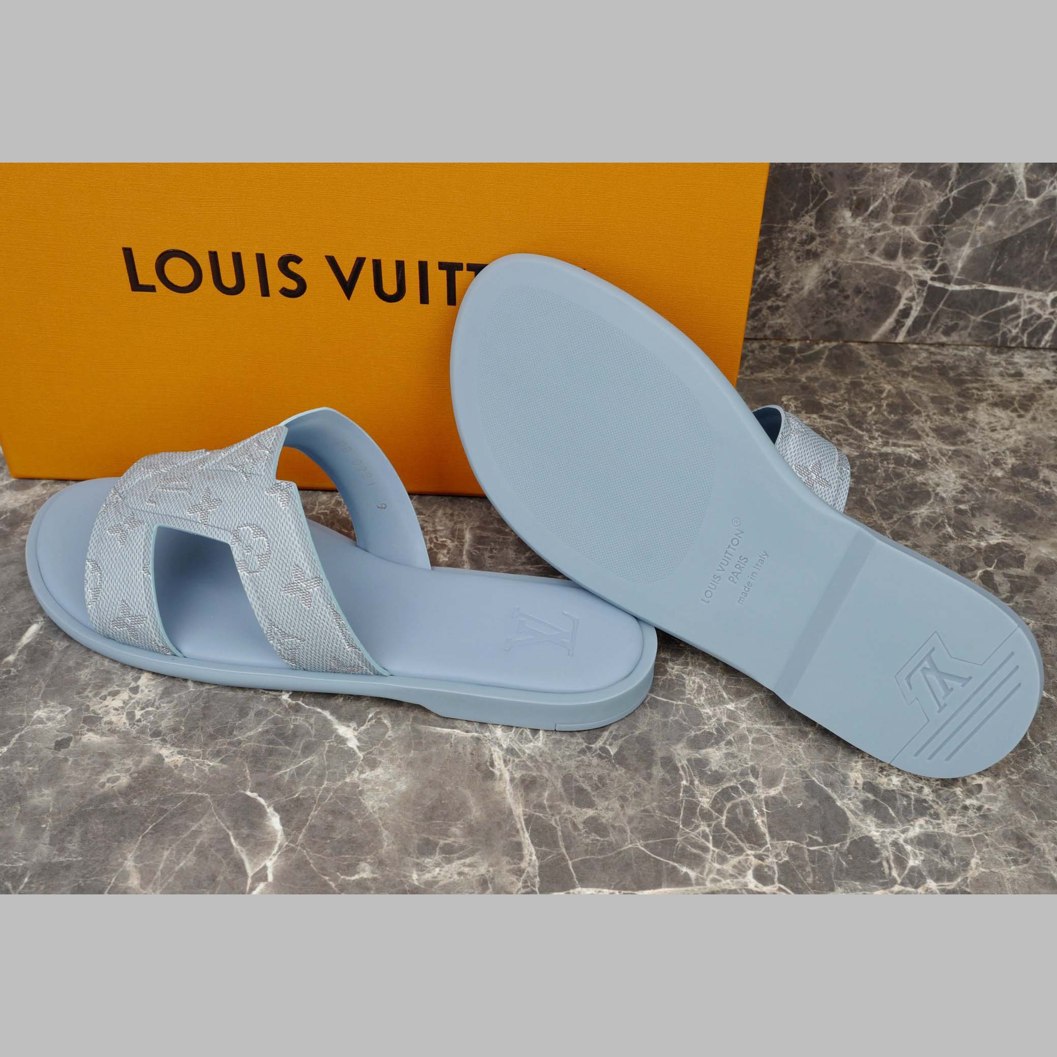 Louis Vuitton LV Oasis Mule   1AHSDM - DesignerGu