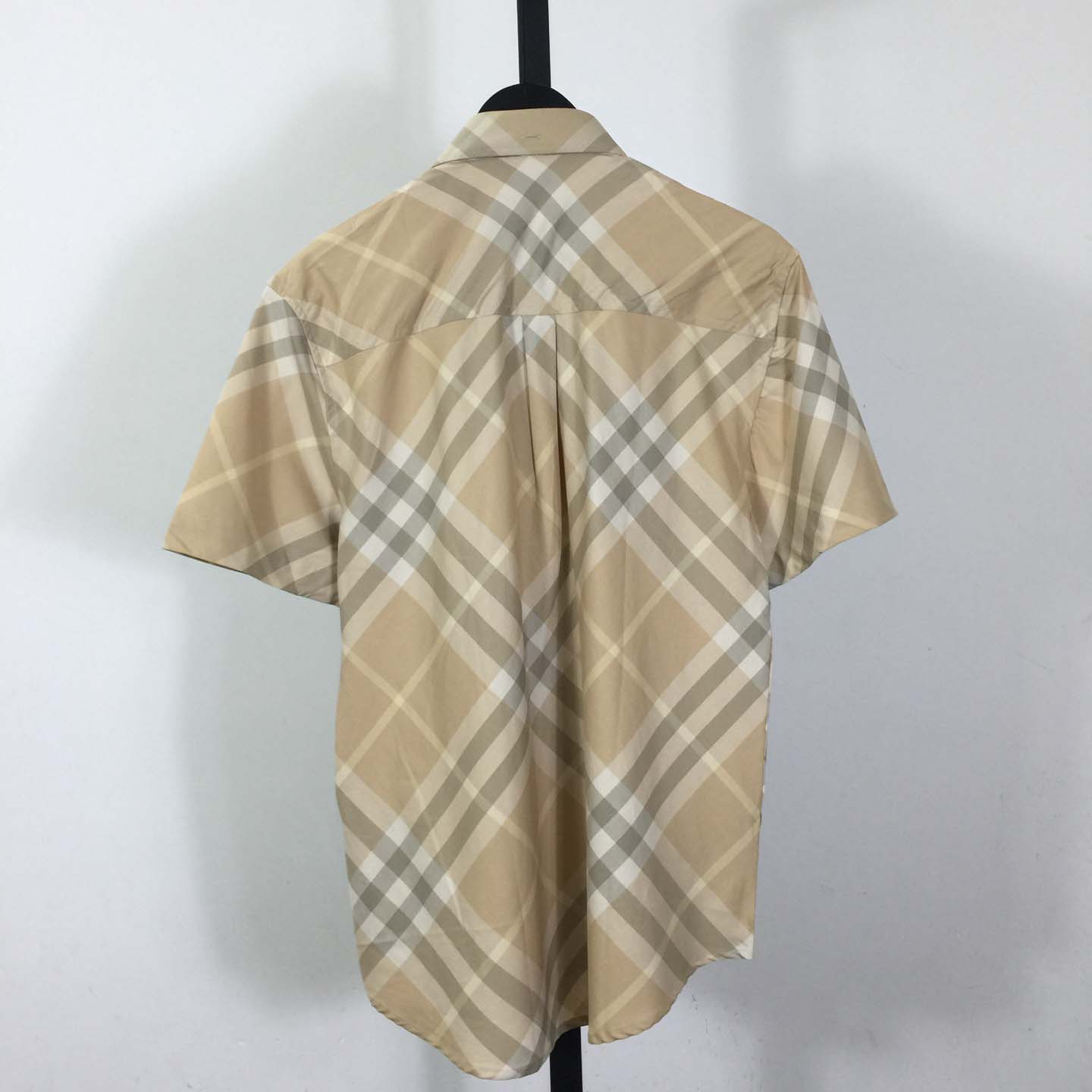 Burberry Men's Check cotton shirt - DesignerGu