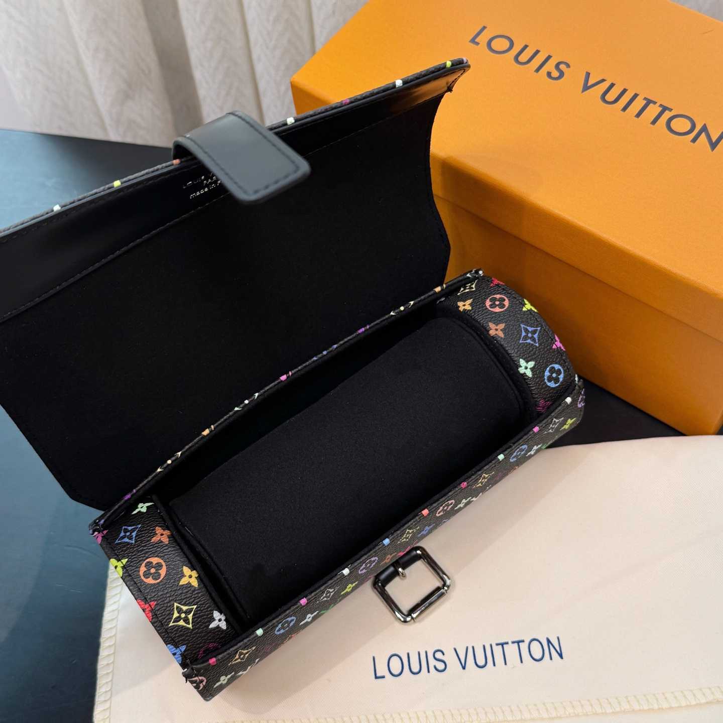 Louis Vuitton 3 Watch Case    - DesignerGu
