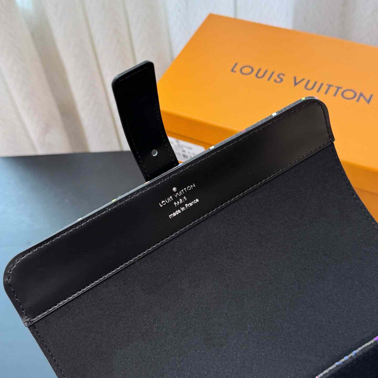 Louis Vuitton 3 Watch Case    - DesignerGu