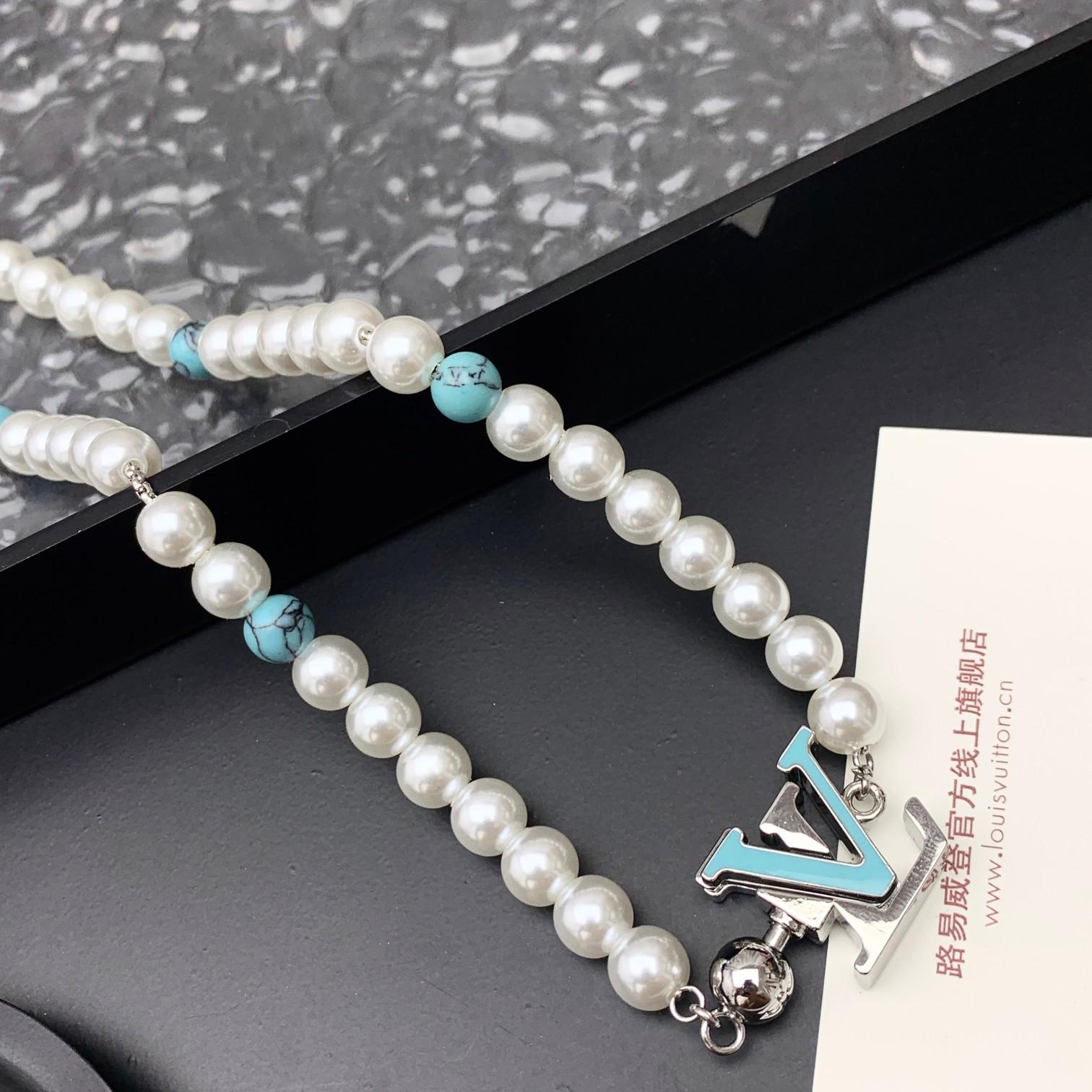 Louis Vuitton Turquoise Rodeo Necklace   M02058 - DesignerGu
