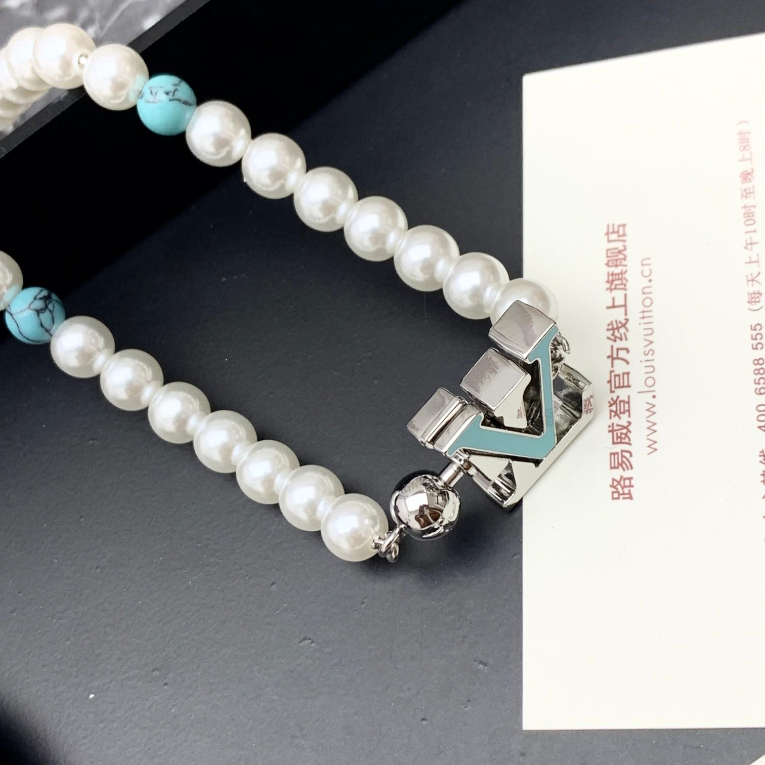 Louis Vuitton Turquoise Rodeo Necklace   M02058 - DesignerGu