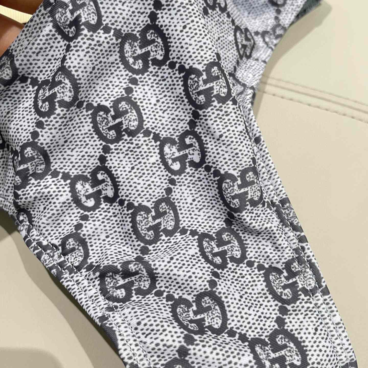 Gucci one-piece Swimsuit - DesignerGu