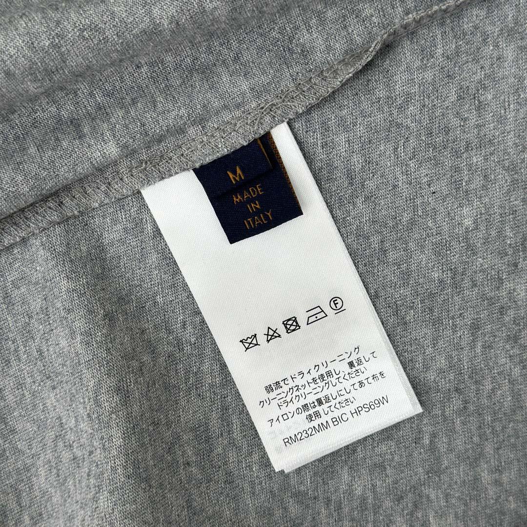 Louis Vuitton Graphic Patch T-Shirt   1AIMMH - DesignerGu