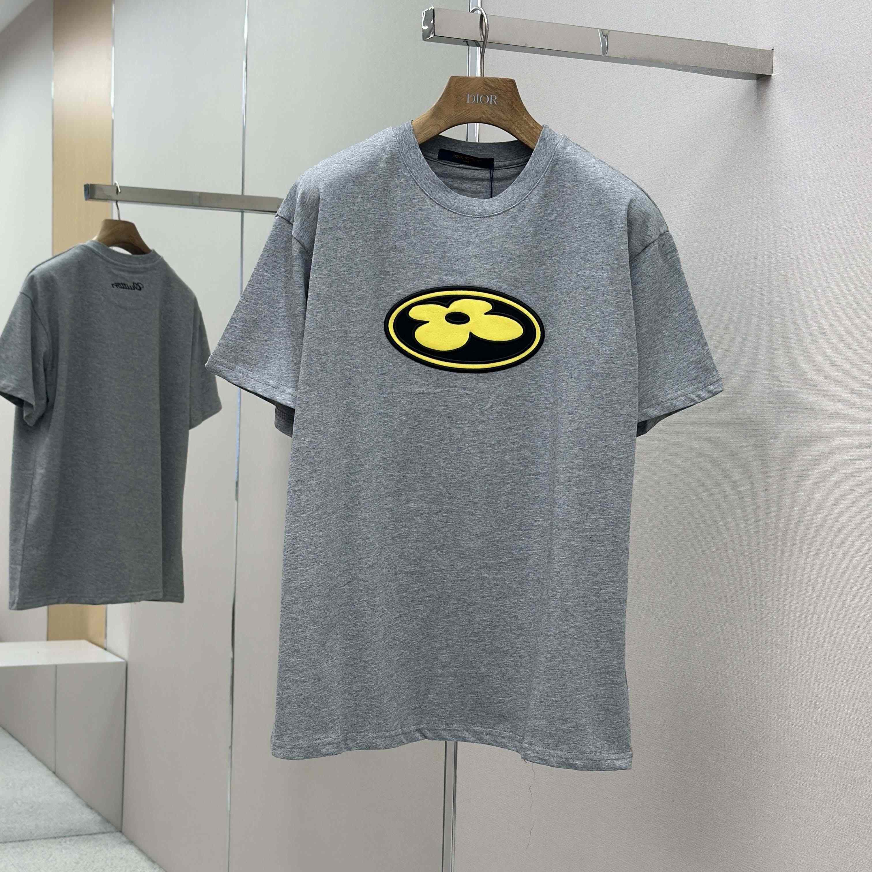 Louis Vuitton Graphic Patch T-Shirt   1AIMMH - DesignerGu