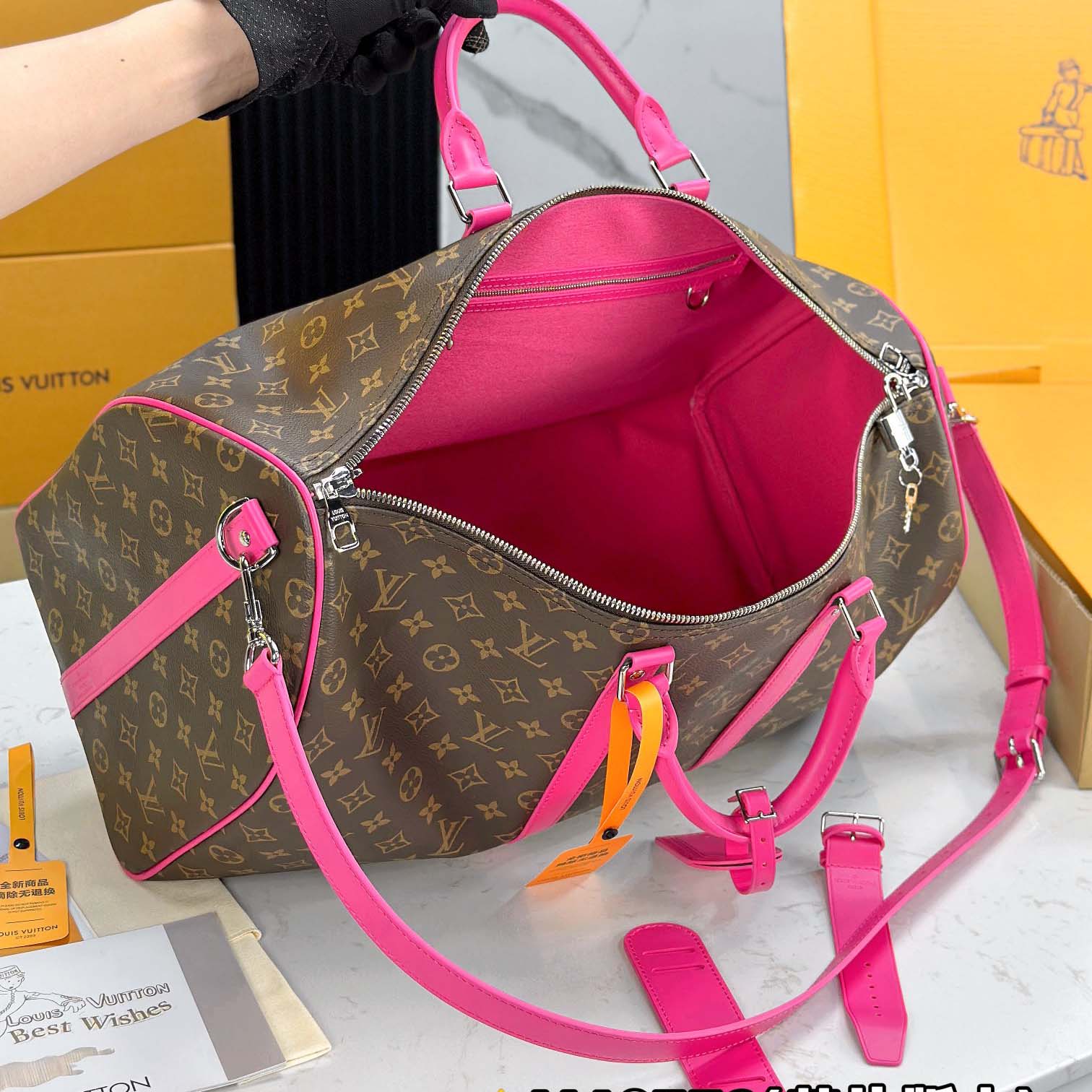 Louis Vuitton Keepall Bandoulière 50  M46773 - DesignerGu