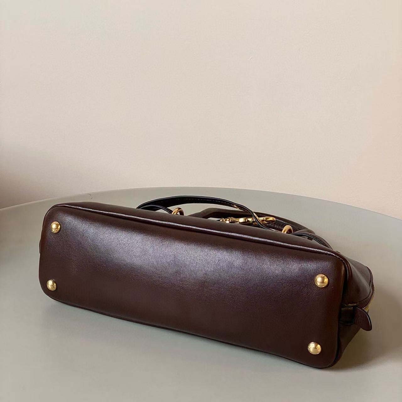 Miu Miu Aventure Leather Tote Bag   33cm - DesignerGu