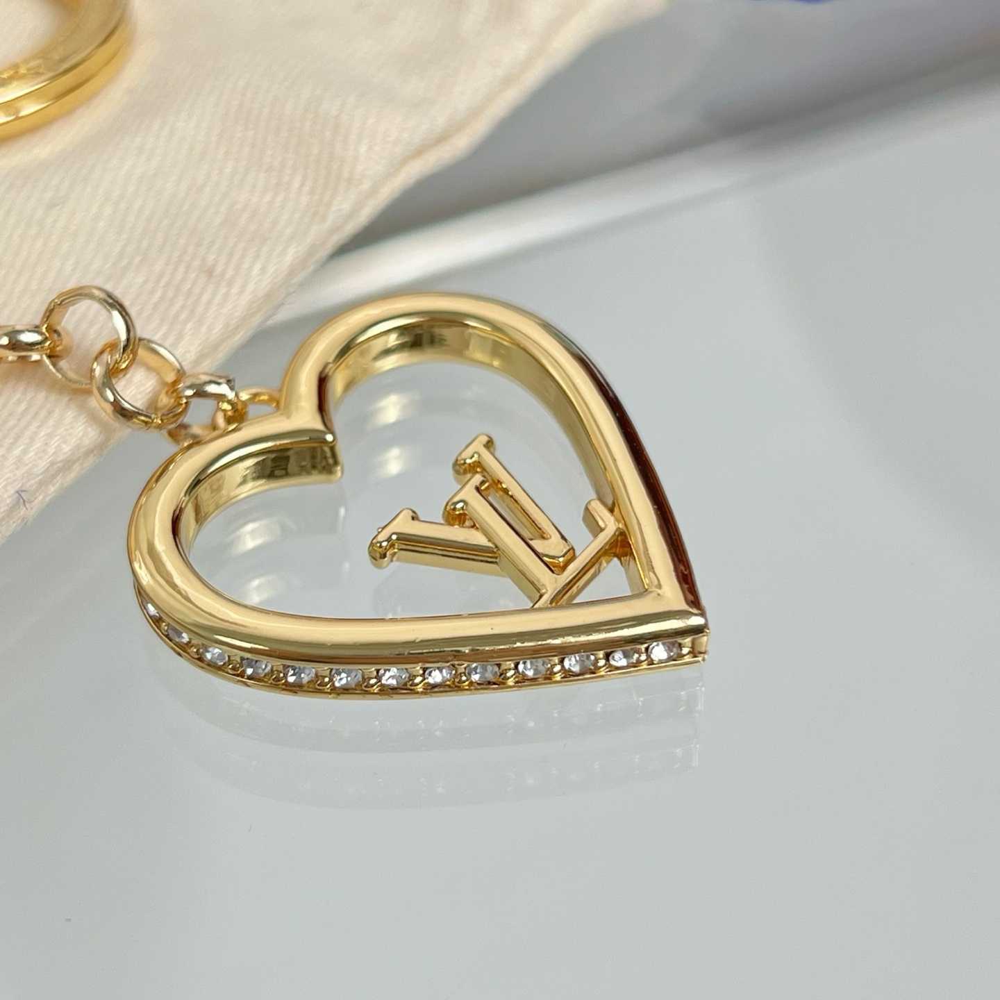 Louis Vuitton My LV Love Key Holders   M01703 - DesignerGu
