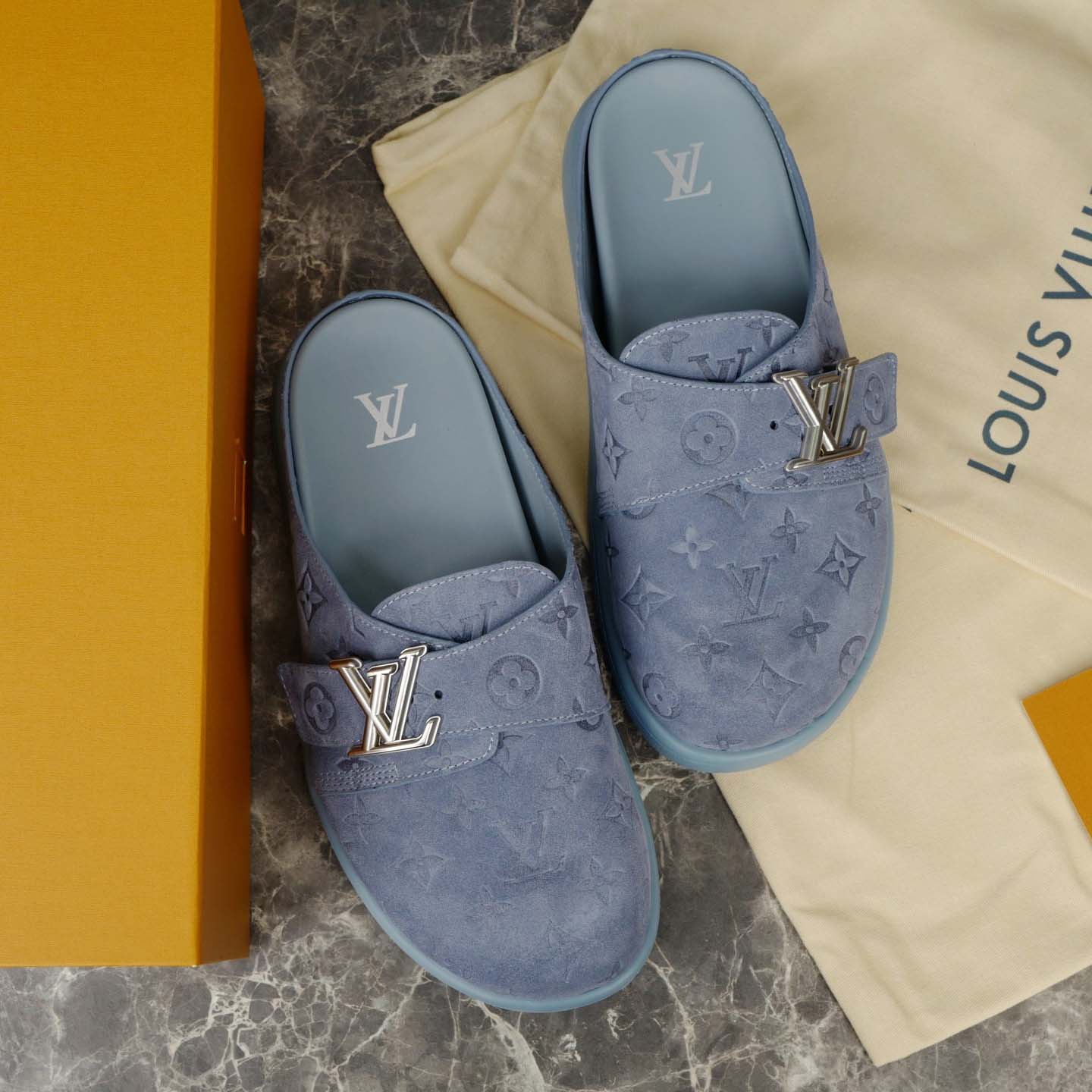 Louis Vuitton LV Easy Mule   1AHQQI - DesignerGu
