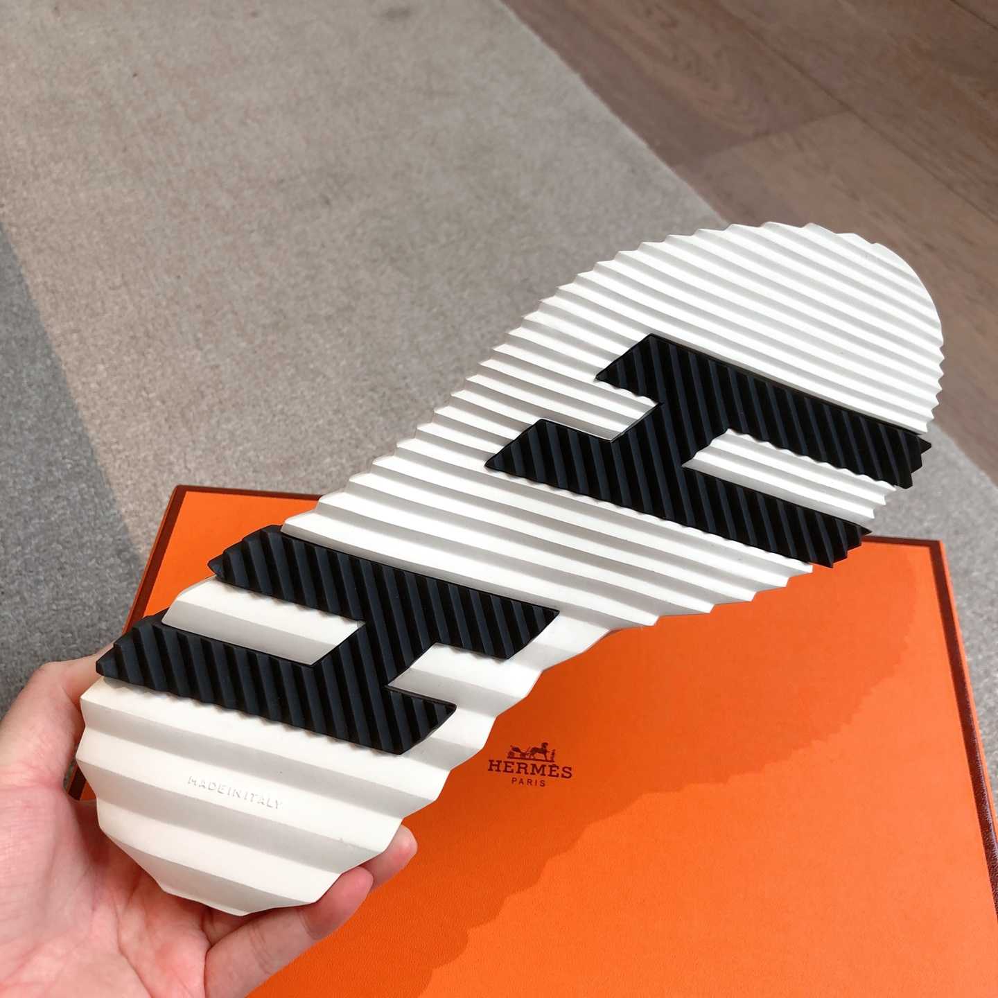 Hermes Bouncing Sneaker - DesignerGu