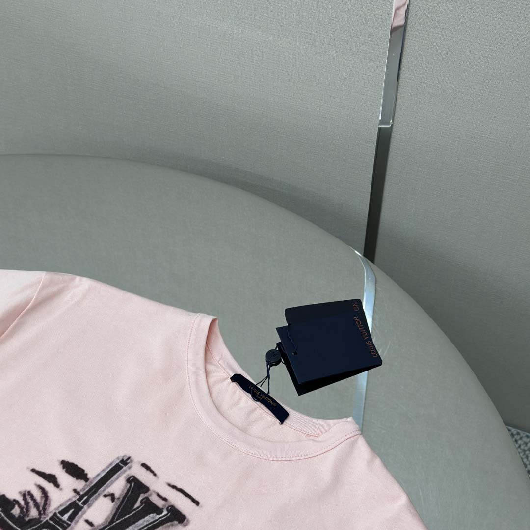 Louis Vuitton Graphic T-Shirt   1AIMMQ - DesignerGu
