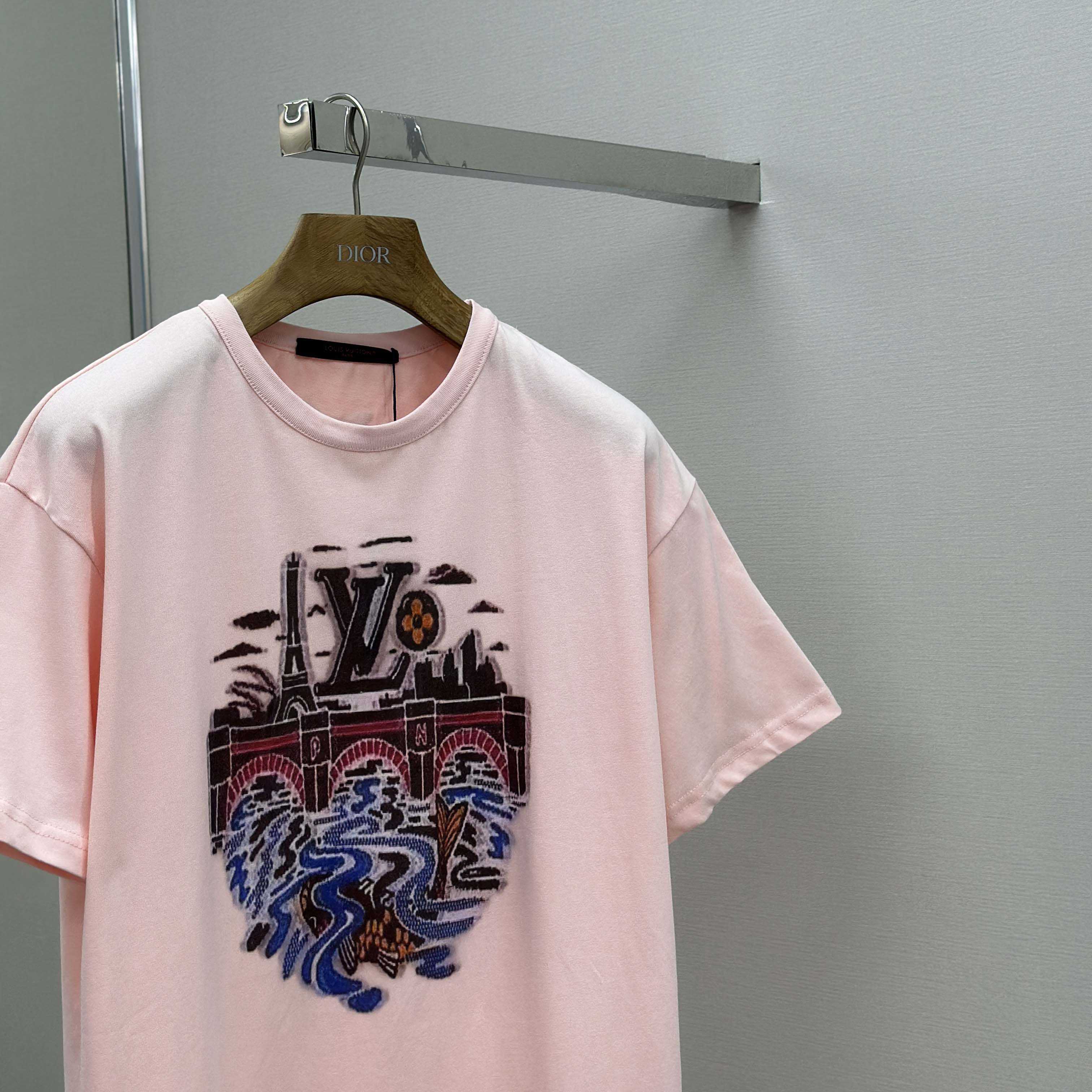 Louis Vuitton Graphic T-Shirt   1AIMMQ - DesignerGu