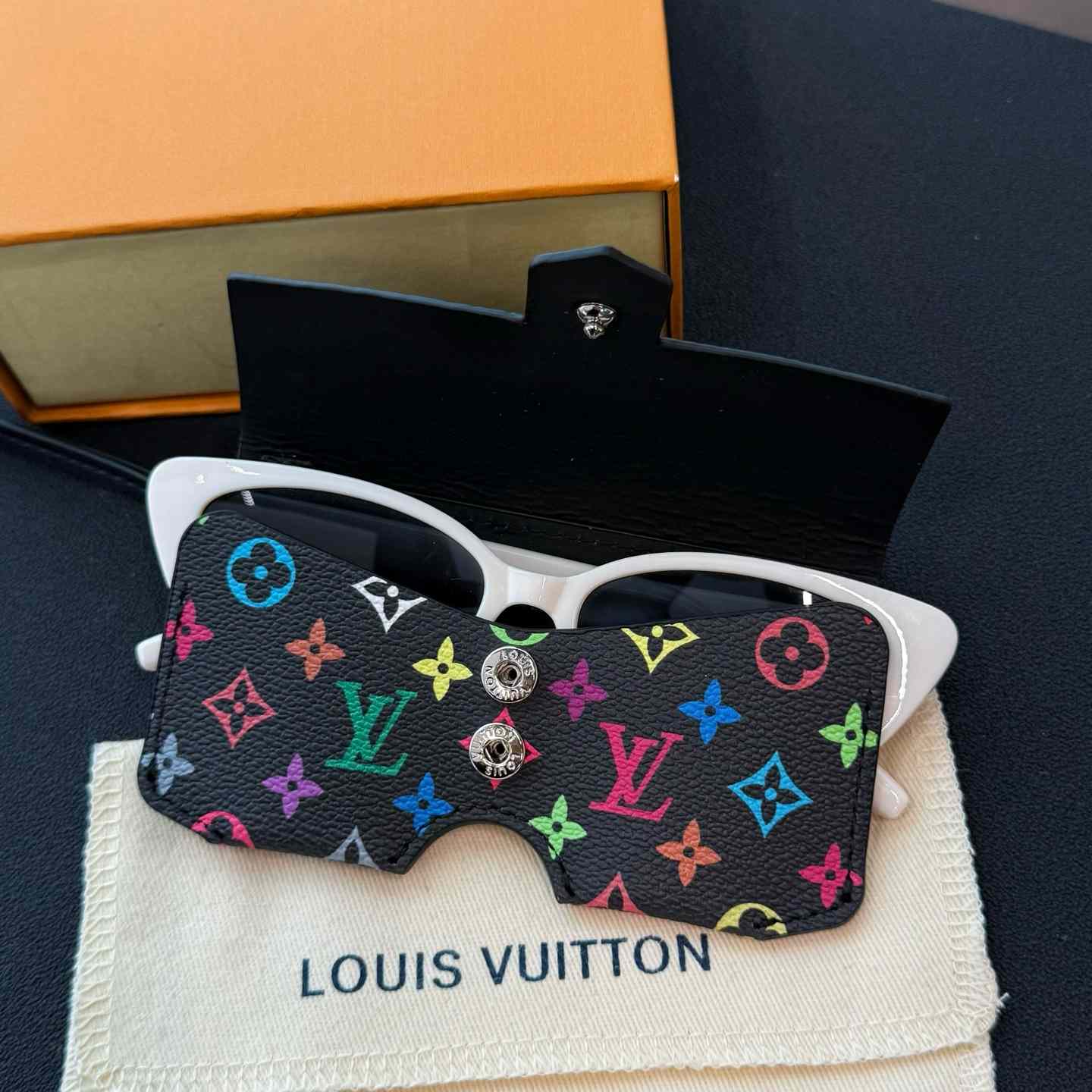Louis Vuitton LV Glasses Holder    - DesignerGu
