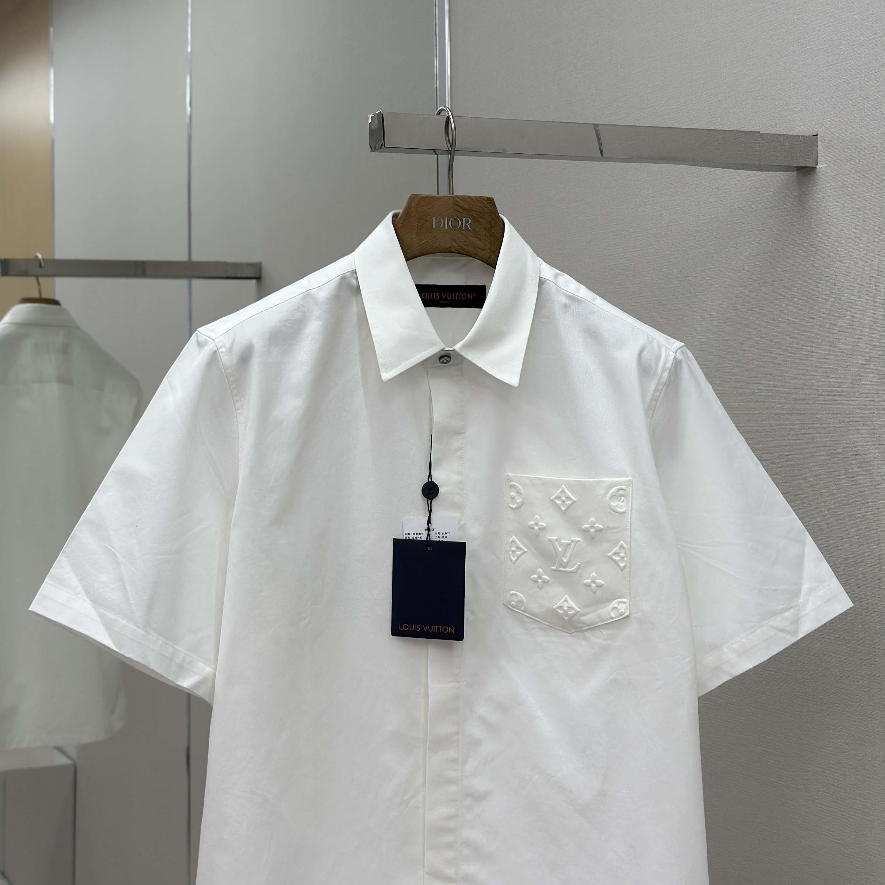 Louis Vuitton Monogram Pocket Short-Sleeved Shirt   1AHVYO - DesignerGu