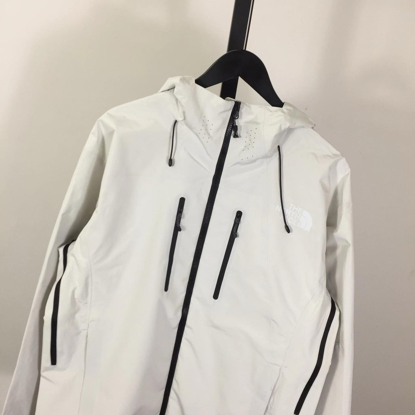 The North Face Jacket - DesignerGu