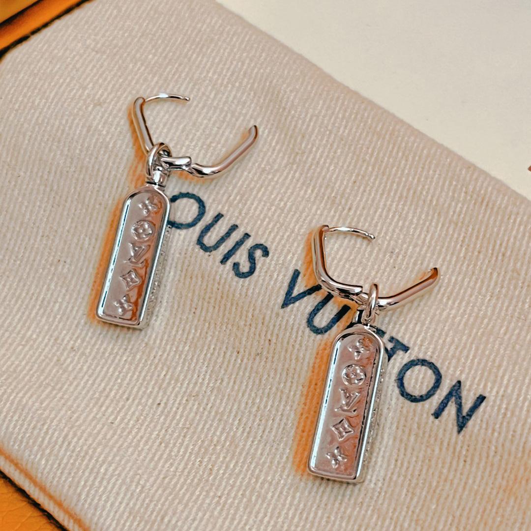 Louis Vuitton Les Gastons Vuitton Tag Single Hoop, White Gold   Q06946 - DesignerGu