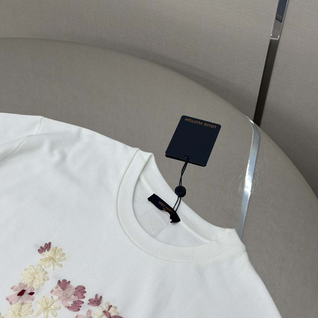 Louis Vuitton Embroidered T-Shirt   1AIMKH - DesignerGu